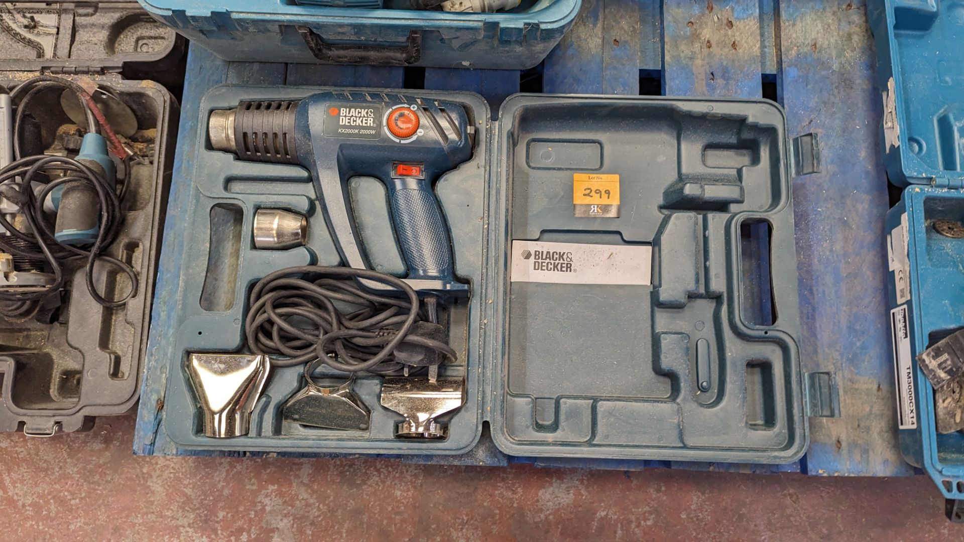 Black & Decker heat gun kit in case