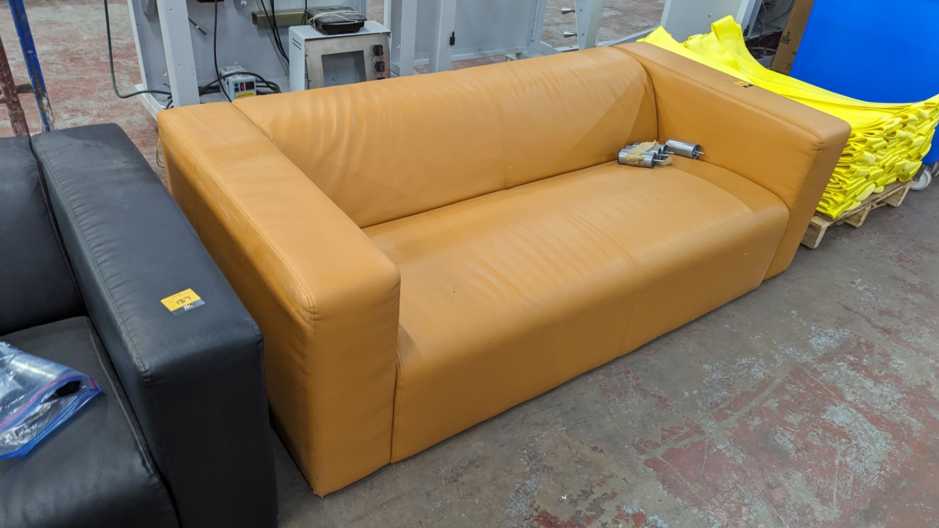 Tan leather/leather look sofa - Image 3 of 4