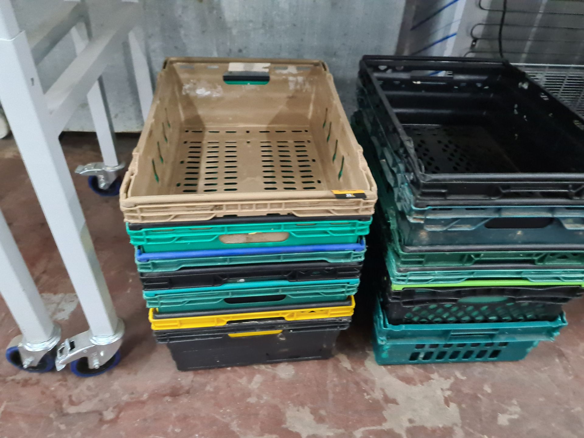 2 stacks of plastic crates - Image 2 of 4