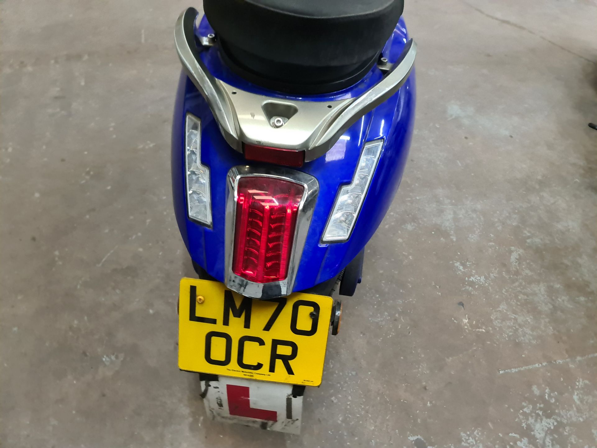 LM70 OCR Ultra 4000 electric scooter, non-runner, Colour: blue, 125cc equivalent, 50mph top speed, 5 - Image 15 of 25