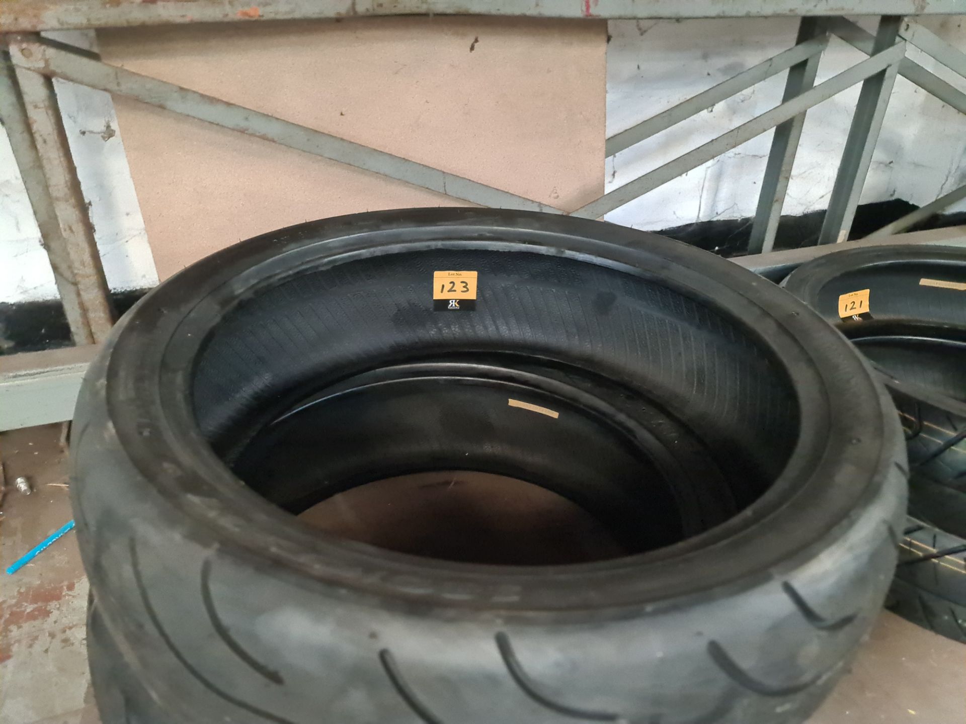 Pair of tyres - size 180/55-17 - Image 2 of 3