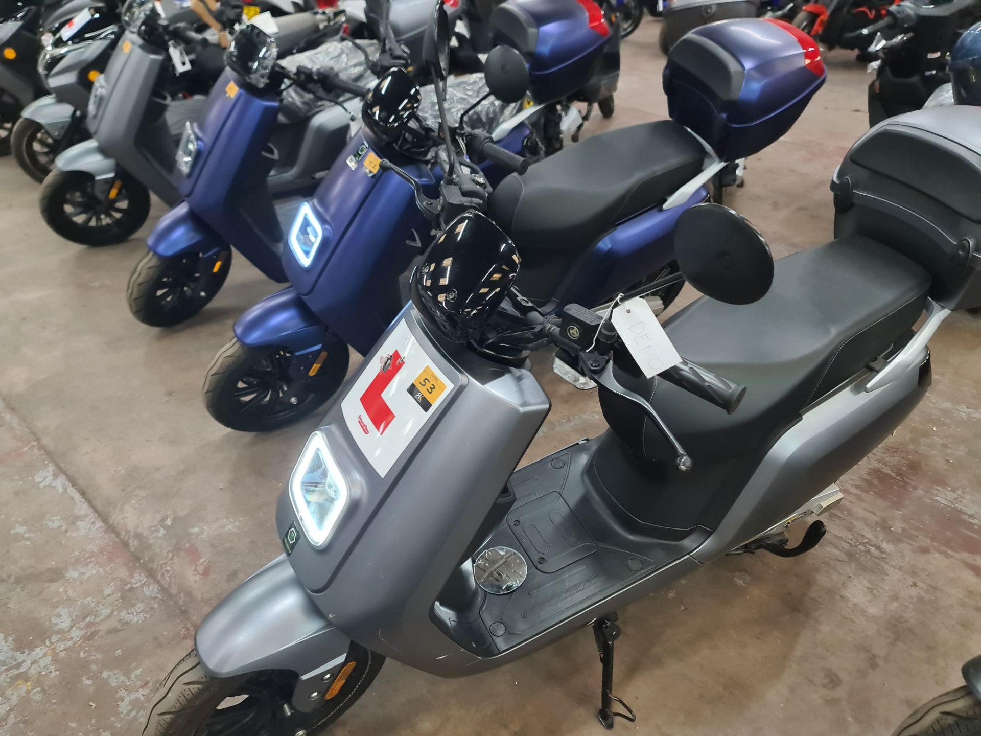 LP70 AXY Senda 3000 dual battery electric moped, colour: grey, 50cc equivalent, 30mph top speed, 90 - Image 3 of 20