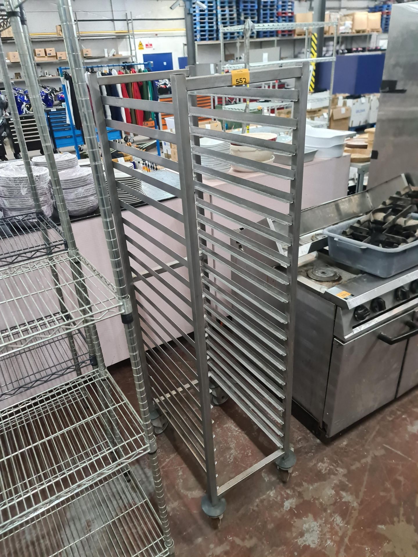Mobile tray trolley