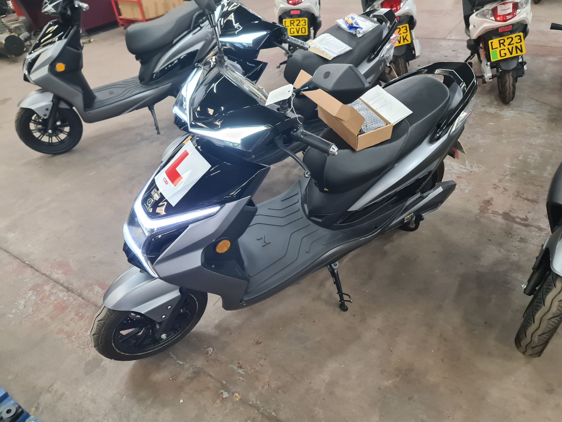 LO70 KXR X-tra 2000 dual battery electric moped, colour: grey, 50cc equivalent, 30mph top speed, 90