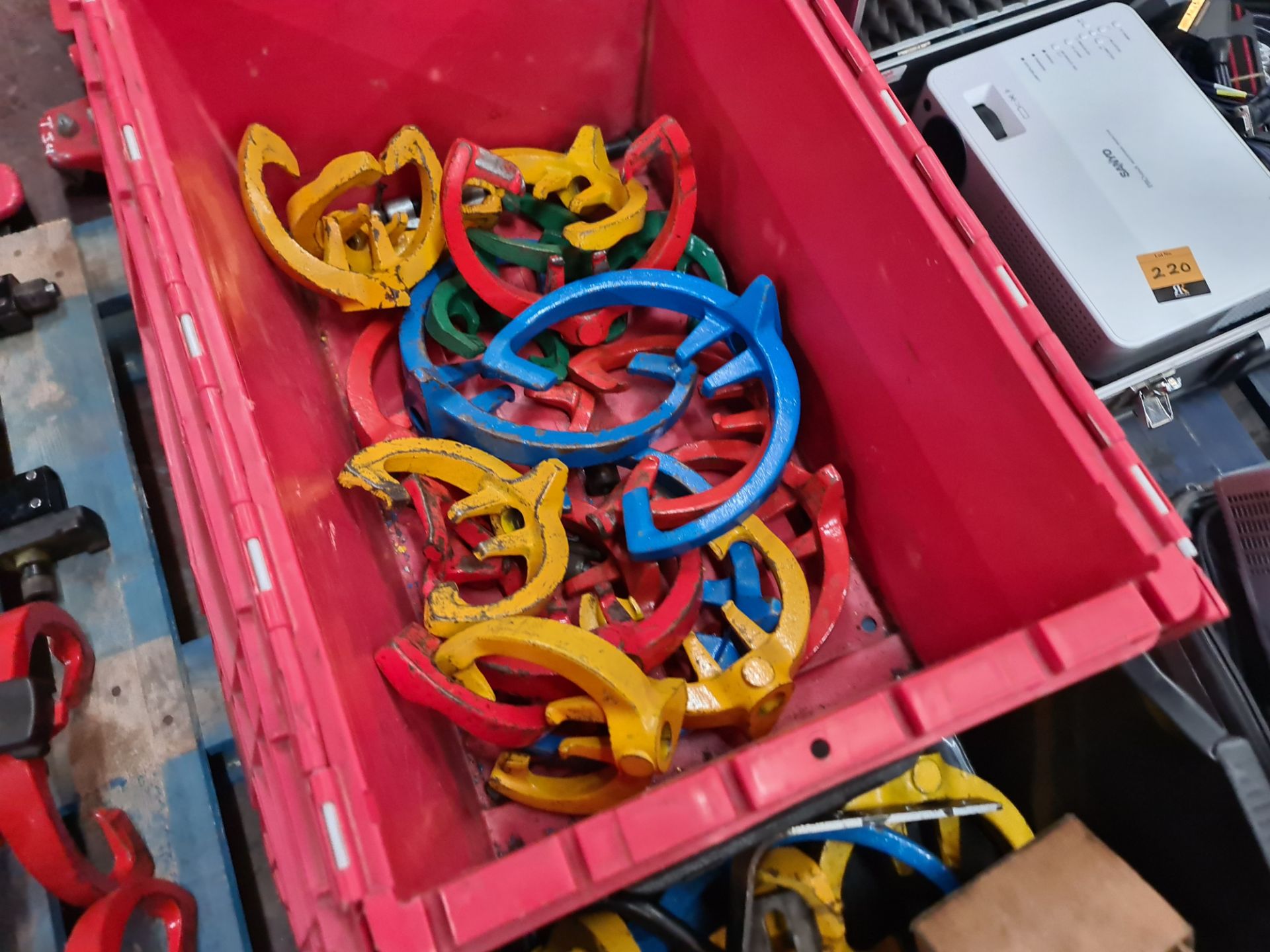 The contents of a pallet of coil spring compressor equipment comprising 6 off compressors, some of w - Image 9 of 10