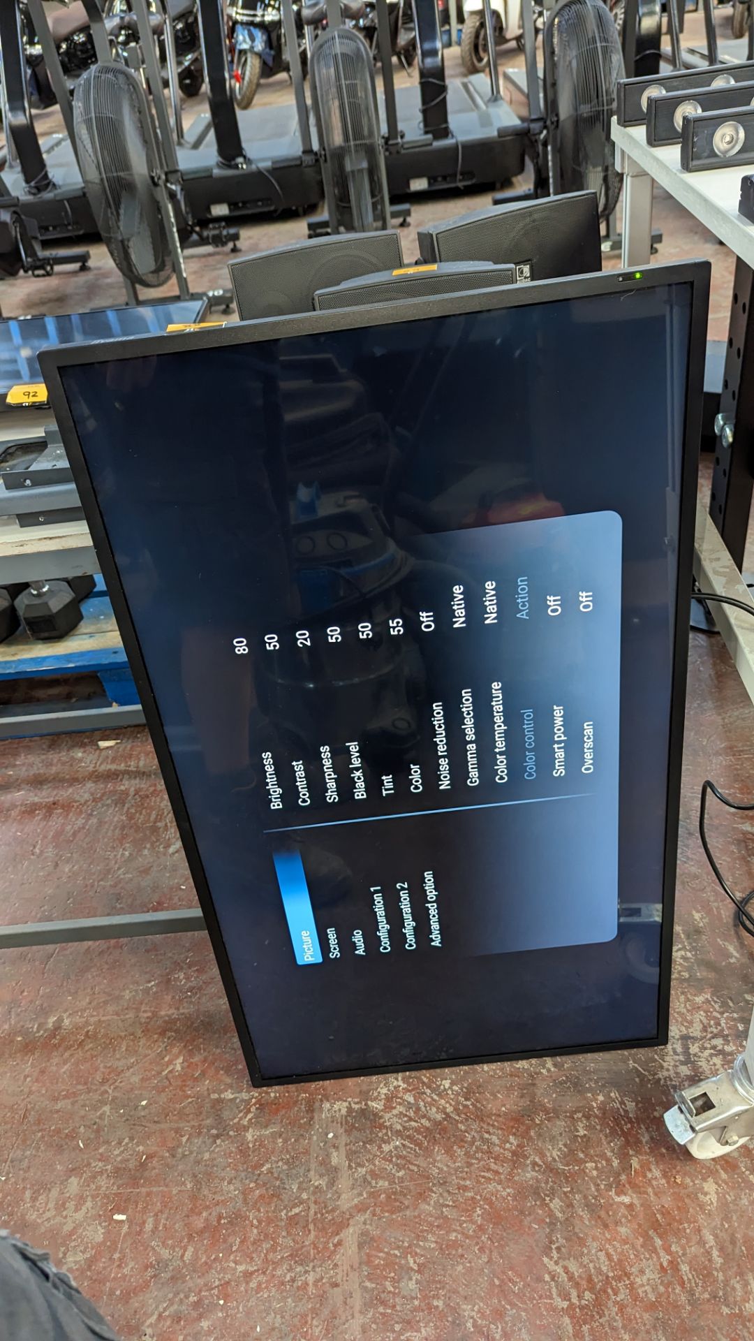 43" digital chalkboard by Iiyama, model ProLite LH4342UHS includes a power cable and partial mountin - Image 10 of 11