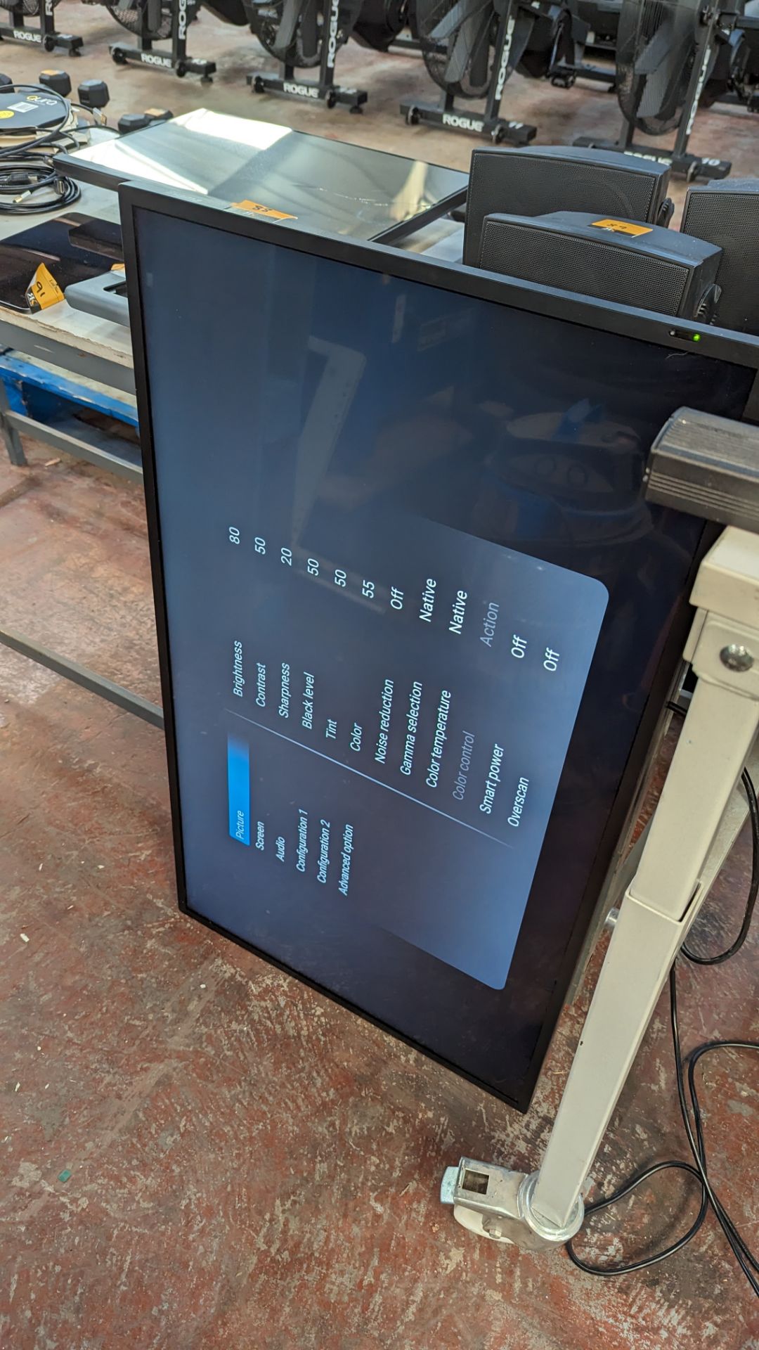 43" digital chalkboard by Iiyama, model ProLite LH4342UHS includes a power cable and partial mountin - Image 11 of 11
