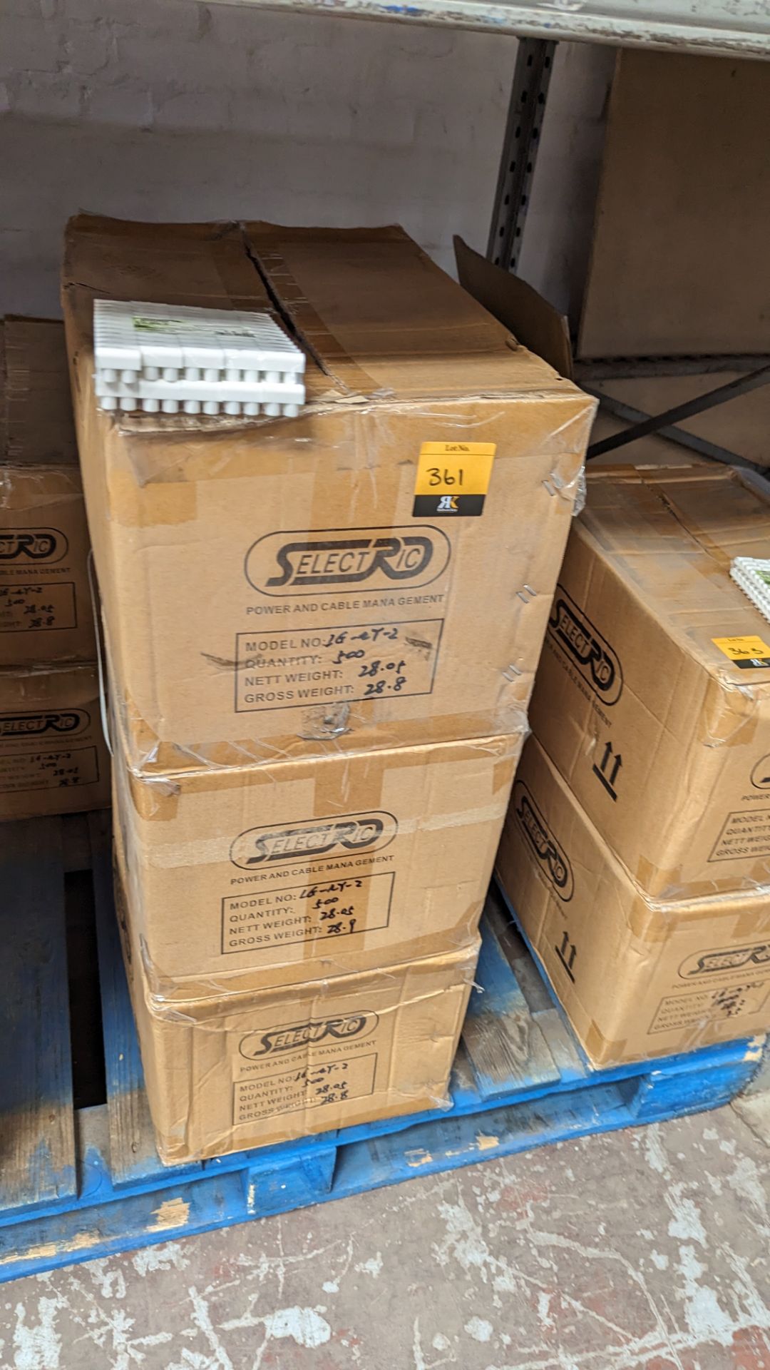 3 boxes (1,500 pieces total) of Selectric LG-NY-2 nylon high temperature connector strips, 15 amp