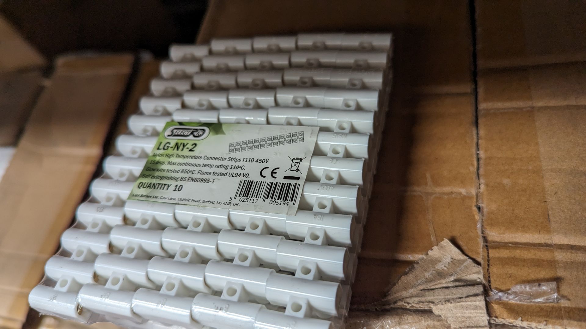 2 boxes (1,000 pieces total) of Selectric LG-NY-2 nylon high temperature connector strips, 15 amp - Image 4 of 4