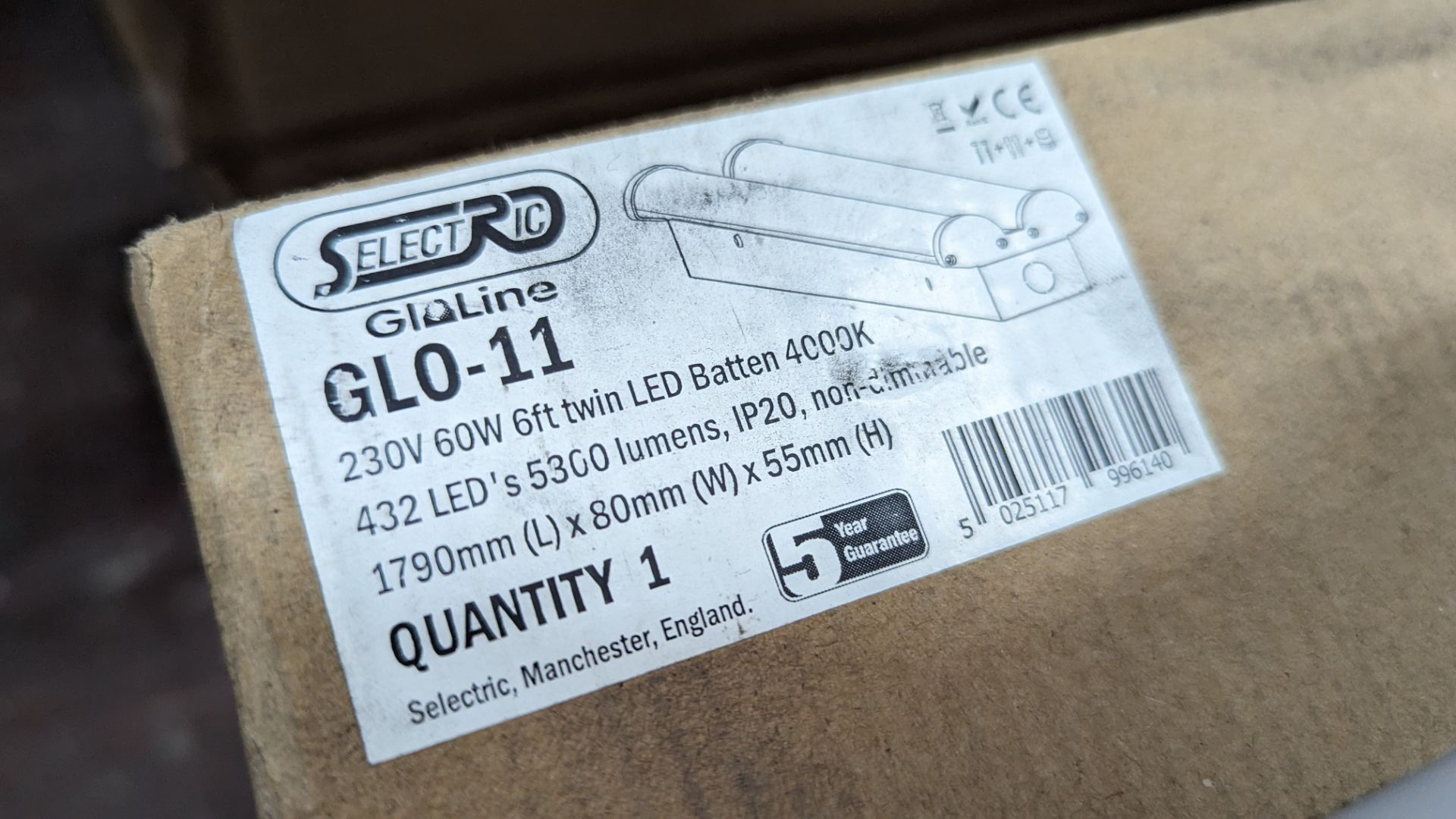 24 off Selectric Gloline Glo-11 6' double LED batten lighting units, 4,000K, 432 LEDs, 5,300 lumens, - Image 3 of 4