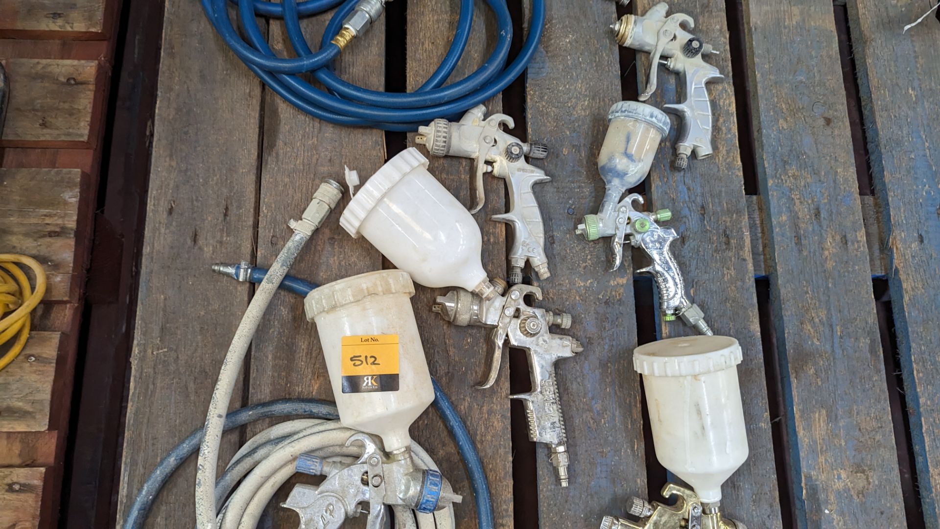 Quantity of spray paint guns & other related equipment as pictured - this lot in total comprises 8 s - Image 4 of 7