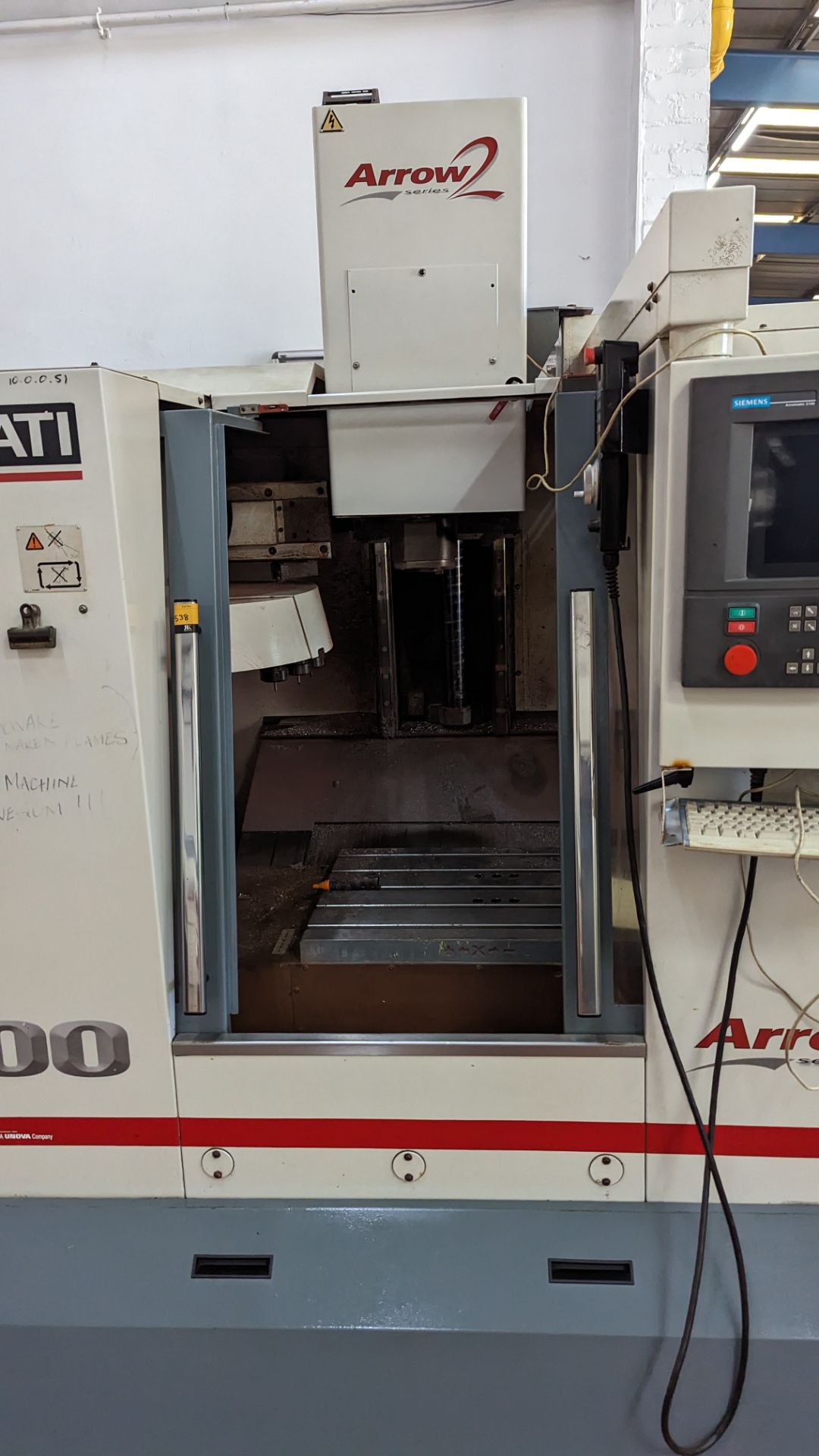 2002 Cincinnati Arrow Series 2 vertical machining centre with Siemens Acramatic 2100 controls on swi - Image 7 of 24