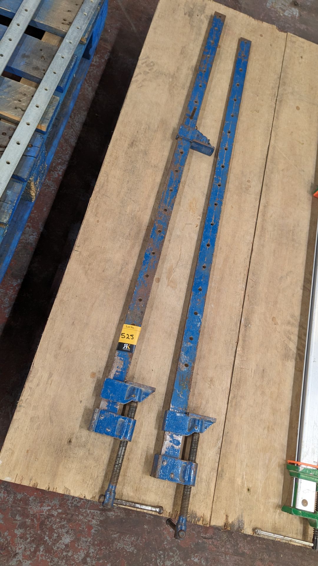 6 off sash clamps - 2 different styles - Image 2 of 4