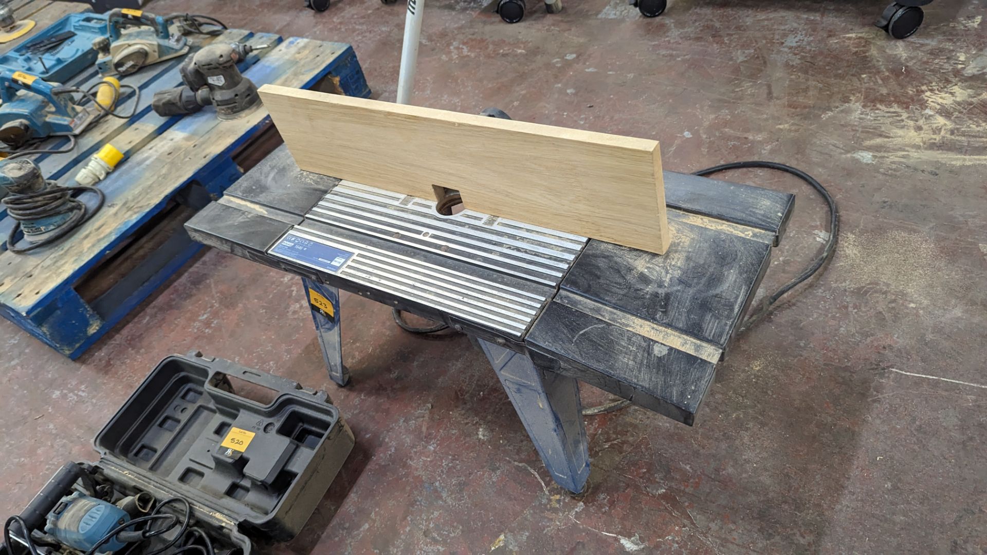 Trend 110V router including router table to which it is mounted - Image 7 of 8