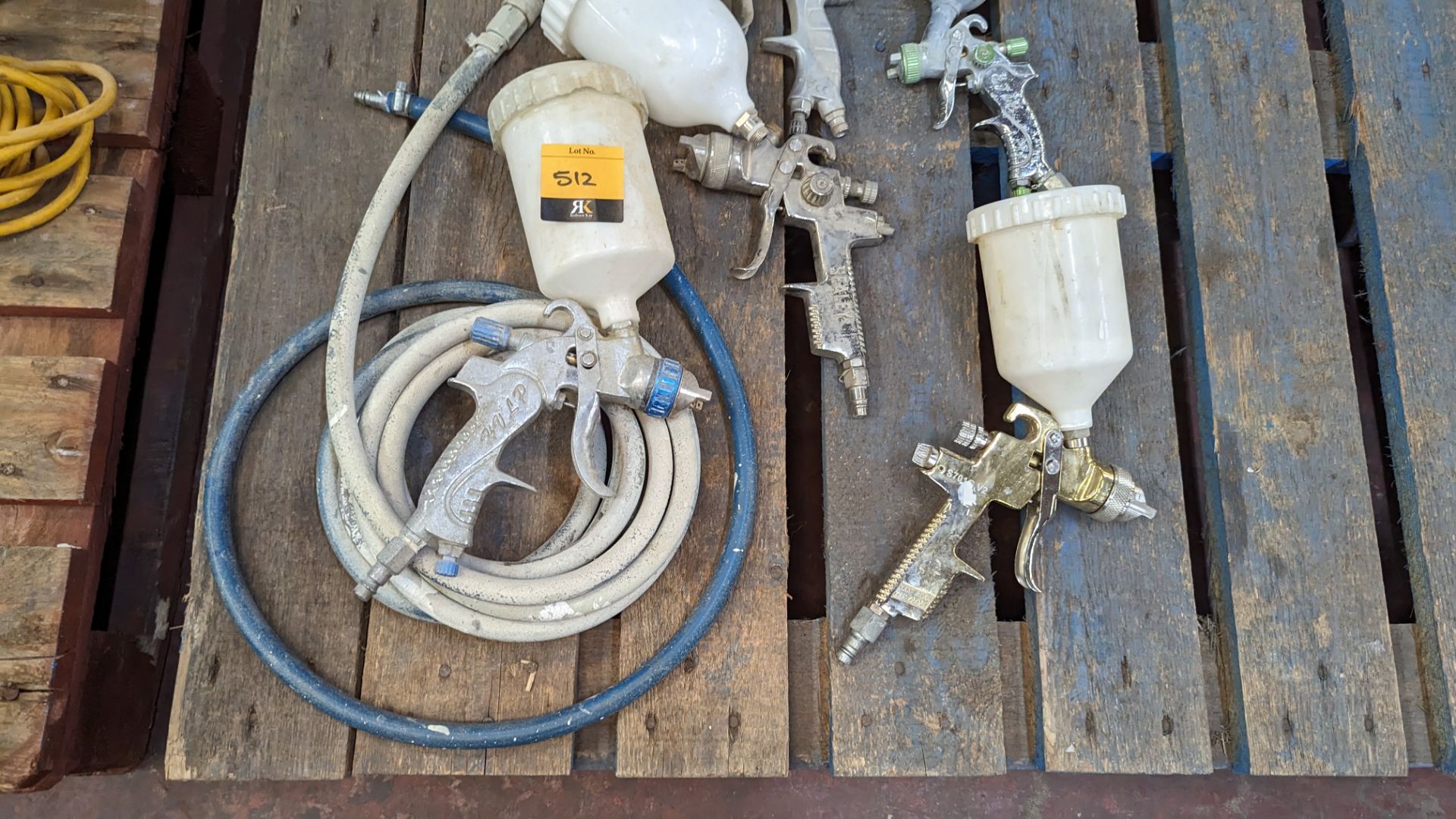 Quantity of spray paint guns & other related equipment as pictured - this lot in total comprises 8 s - Image 3 of 7