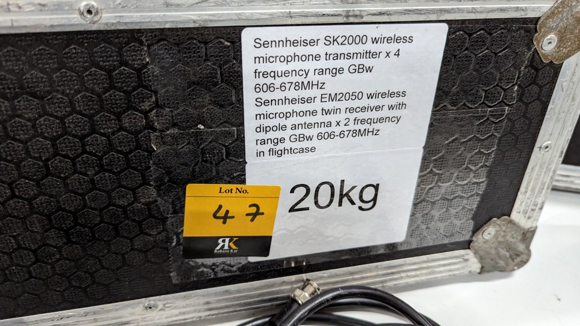 Sennheiser wireless microphone equipment comprising 2 off Sennheiser EM2050 rack mounted wireless mi - Image 7 of 15