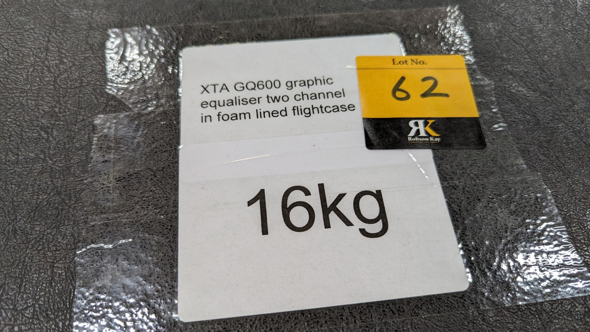 XTA Electronics model GQ600 twin channel graphic equaliser in foam lined flight case. Total lot wei - Image 6 of 8