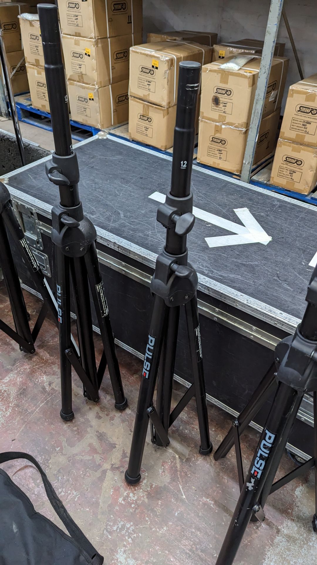 4 off Pulse heavy duty speaker stands - Image 4 of 6