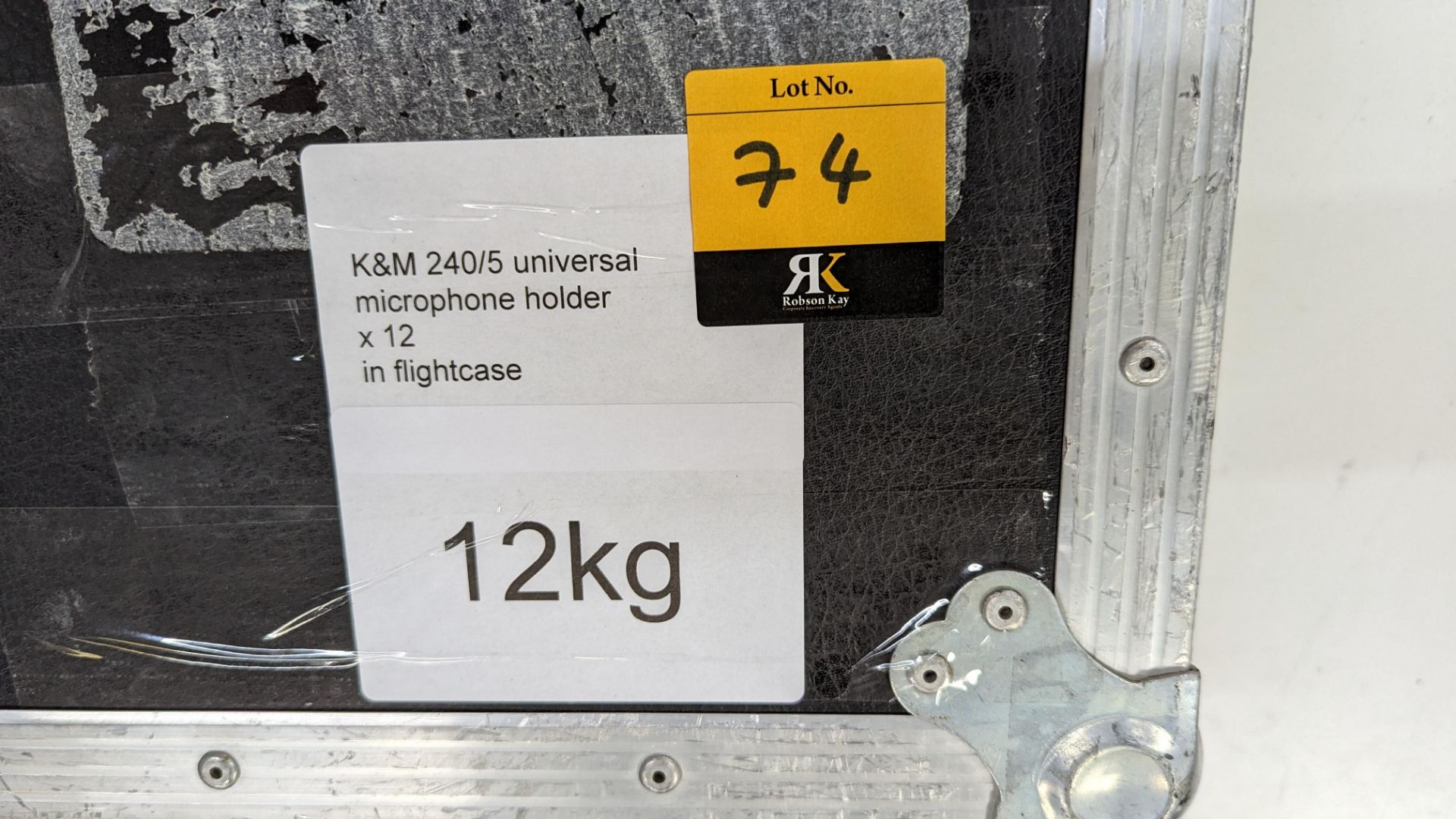 12 off K&M model 240/5 universal microphone holders. Including flight case. Total lot weight: 12kg - Image 9 of 10
