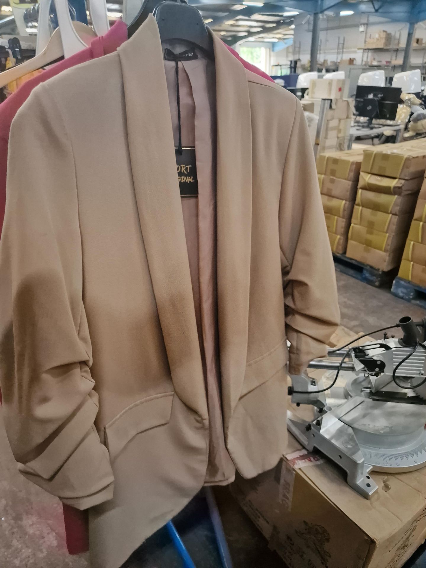6 off assorted jackets and coats - Image 6 of 7