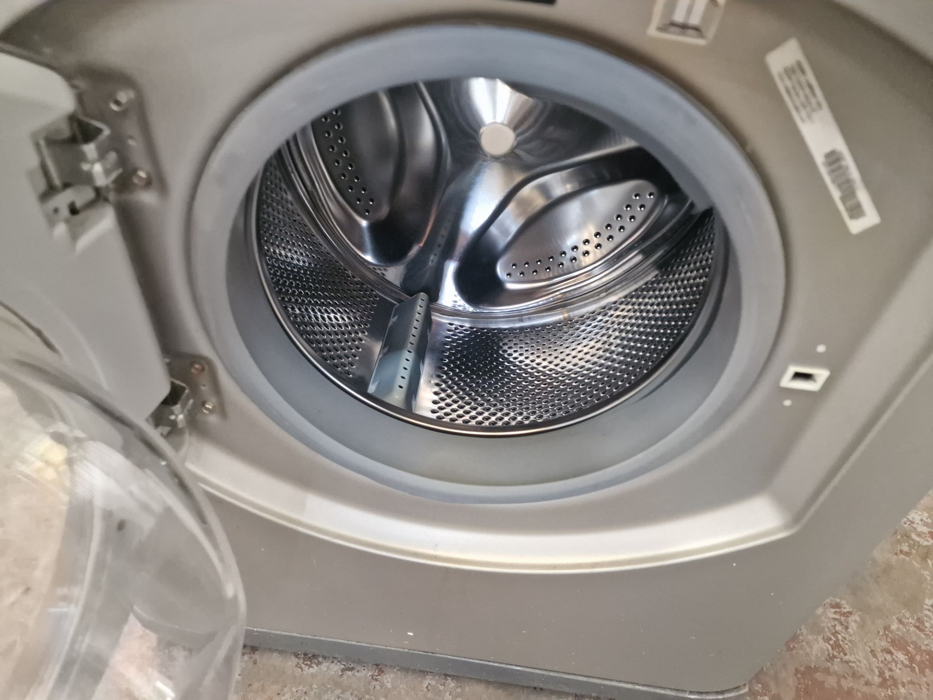 Hotpoint Aquarius WDF740 7kg washer/dryer - Image 11 of 12
