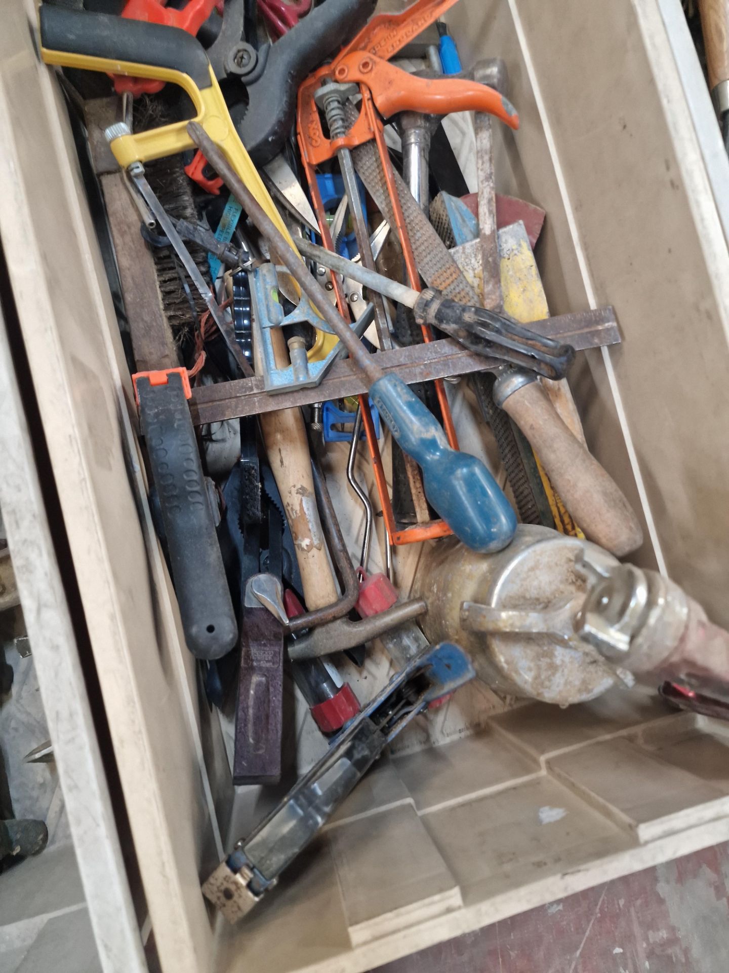 The contents of 3 crates of hand tools and fixings - Image 5 of 7