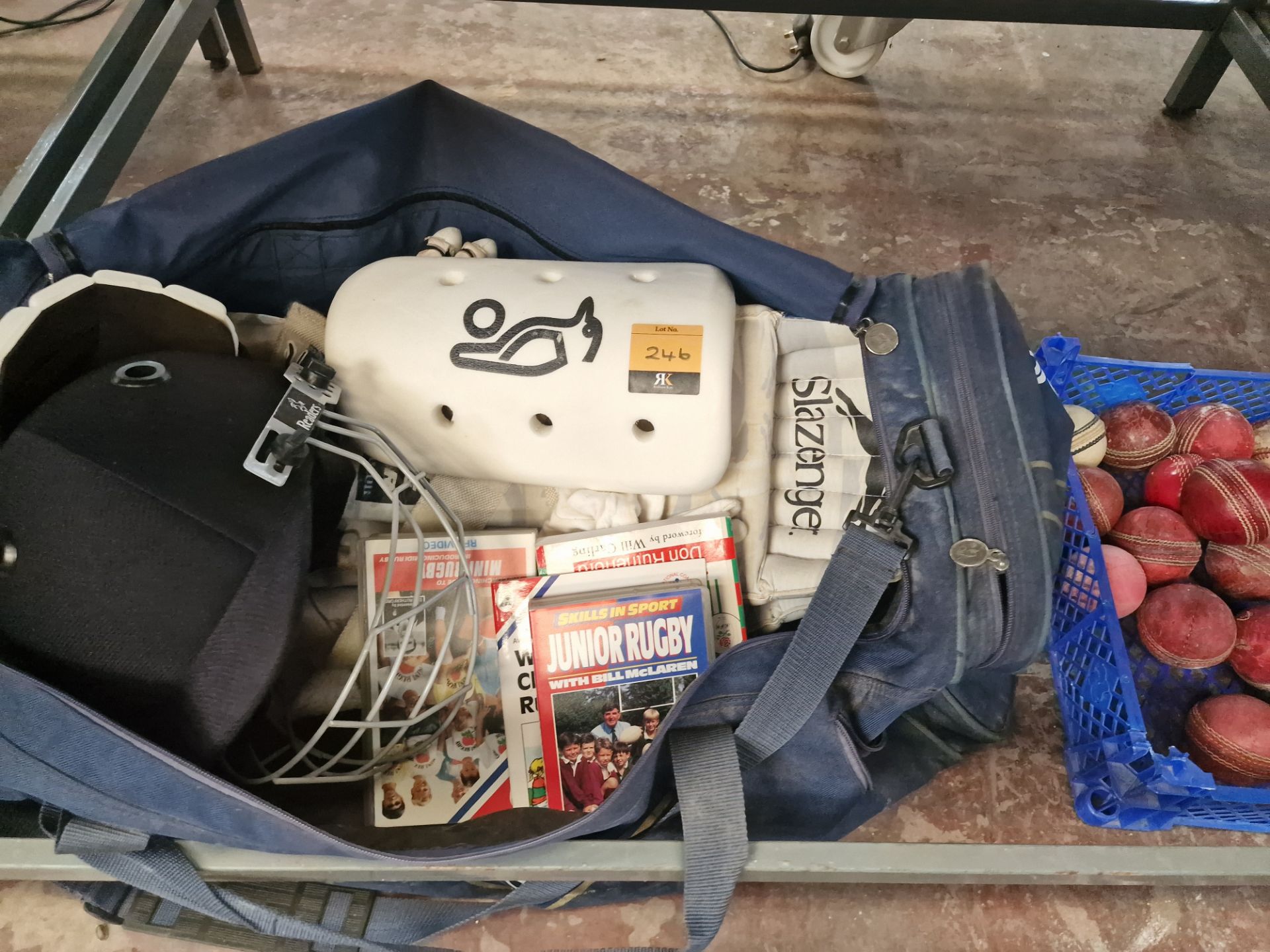 Quantity of cricket related items including protective clothing, carry bag, cricket balls and more - Image 3 of 5