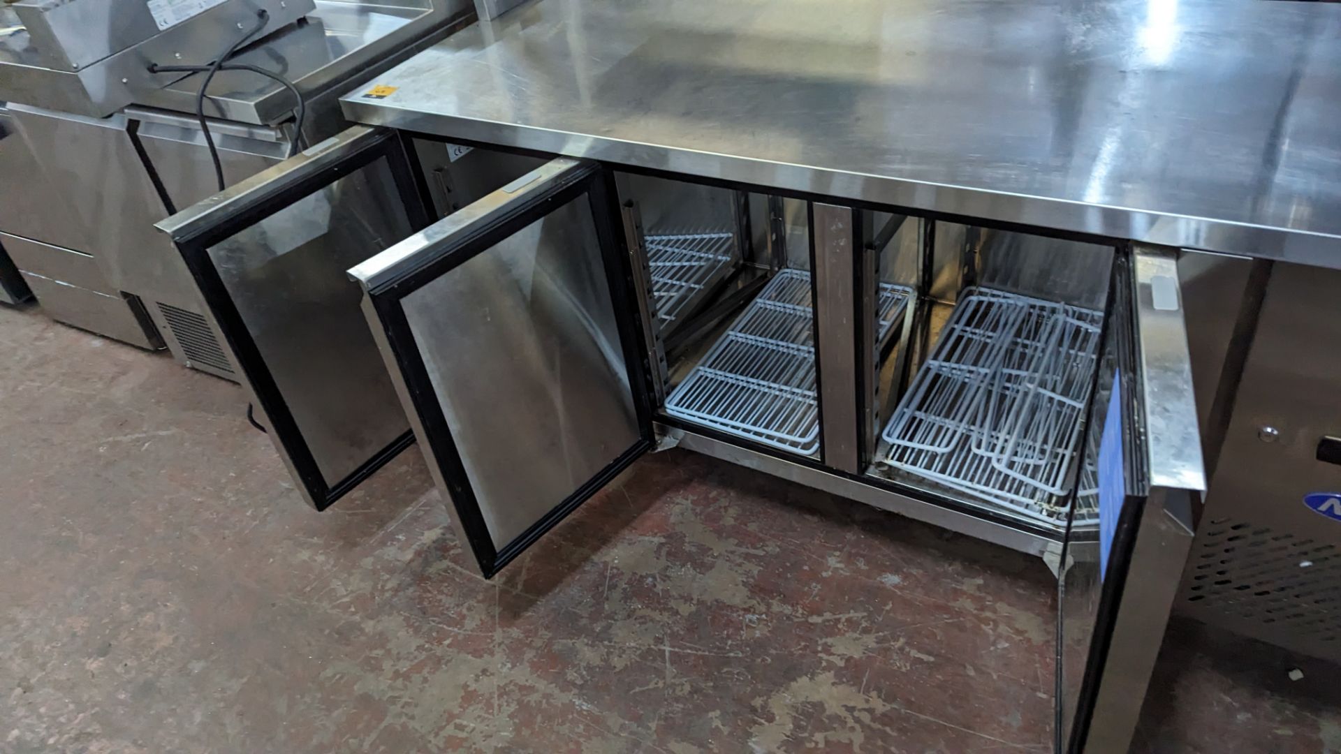 Atosa model EPF3472GR triple door stainless steel mobile freezer unit. NB the stainless steel pass - Image 5 of 9