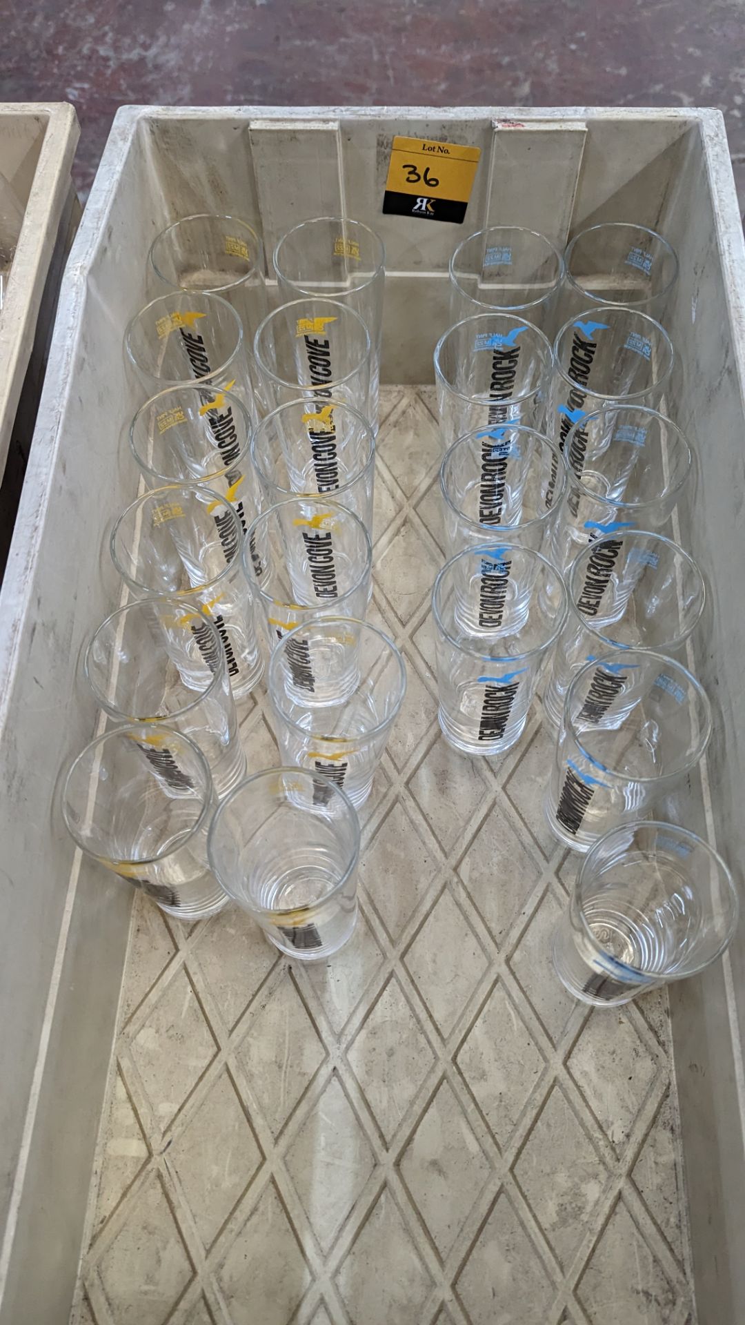 The contents of 2 crates of Devon Rock and Devon Cove beer glasses - Image 4 of 5