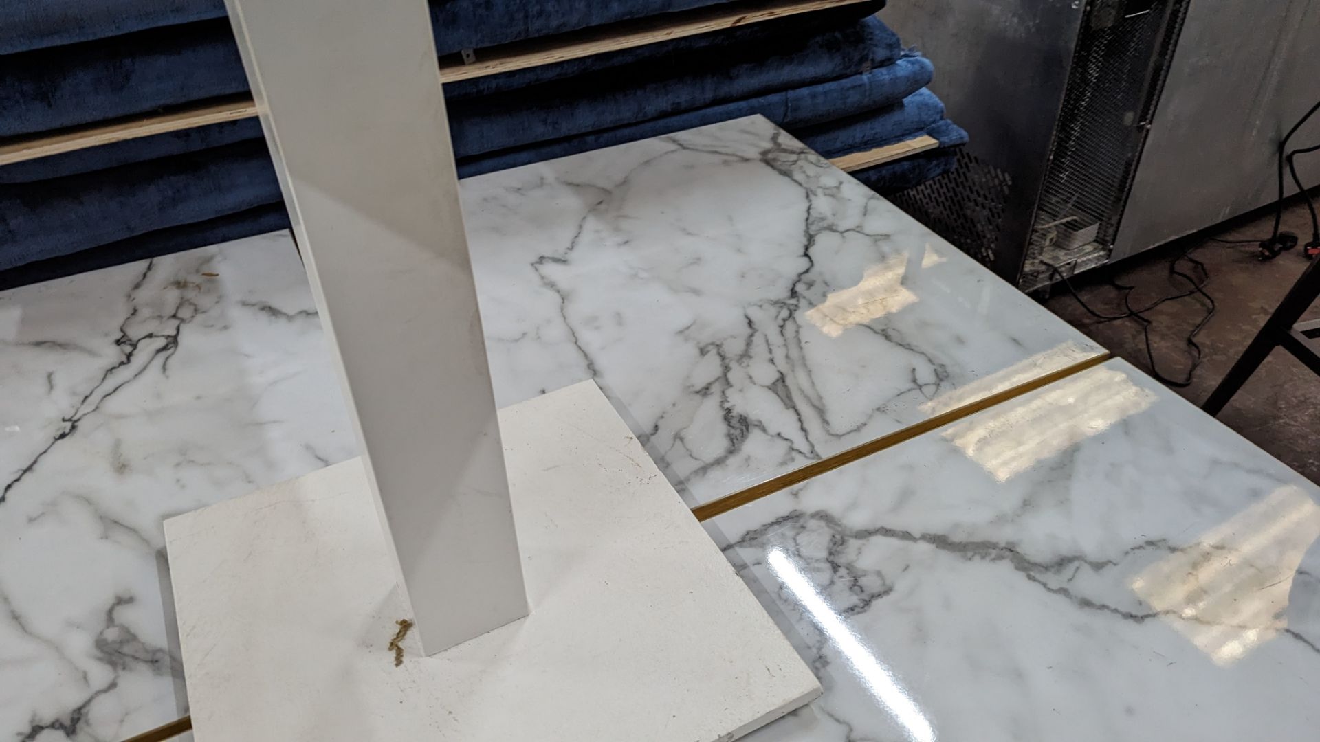 10 off matching dining tables in 3 different sizes with marble effect tops. 2 of the tables are ret - Image 12 of 19