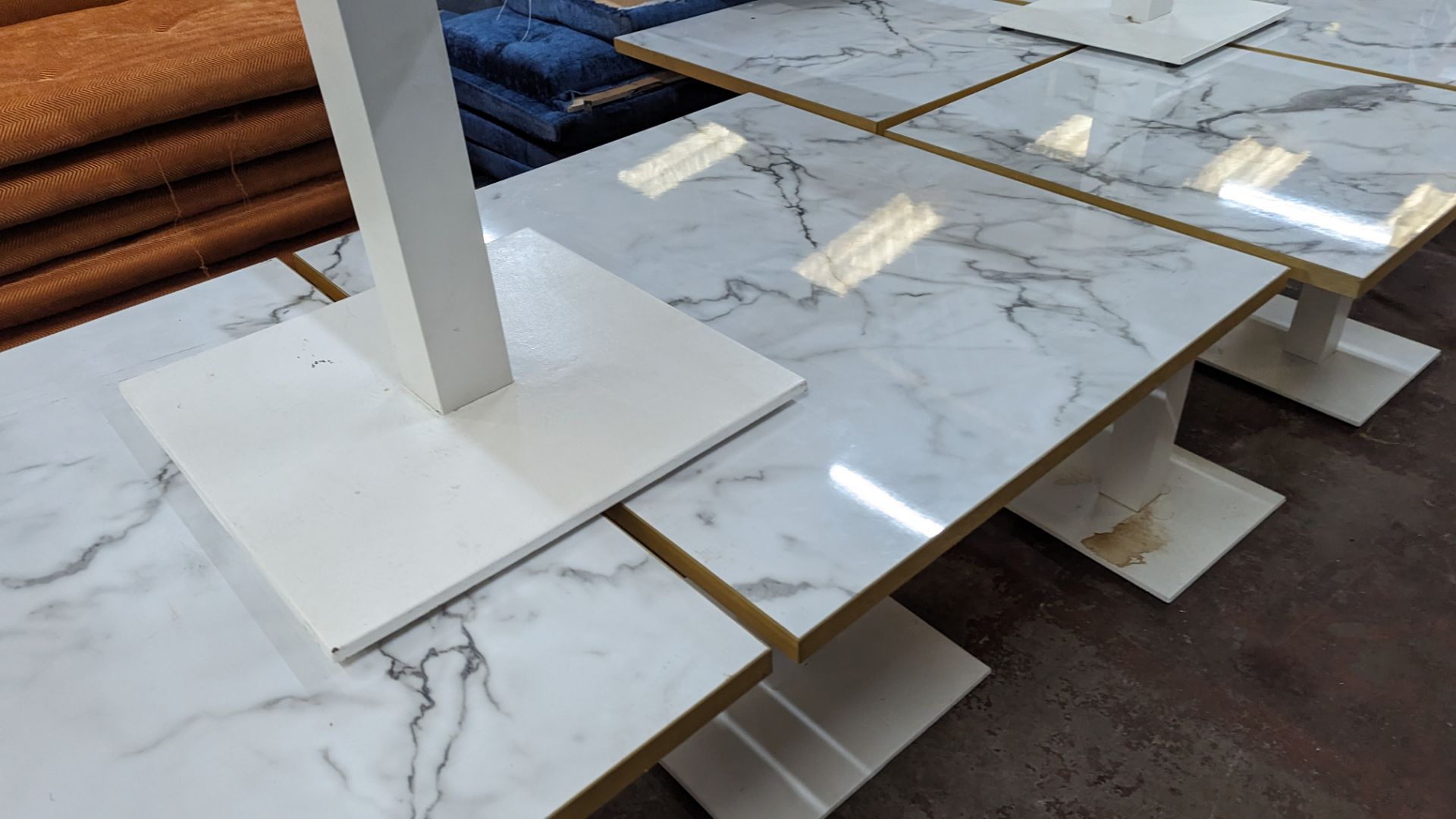 10 off matching dining tables in 3 different sizes with marble effect tops. 2 of the tables are ret - Image 7 of 19
