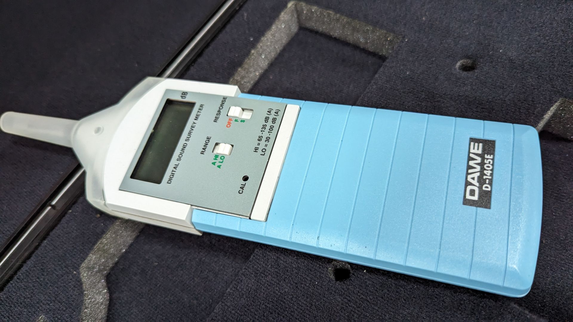 DAWE Instruments digital sound survey meter model D-1405E. Includes transit case - Image 3 of 7