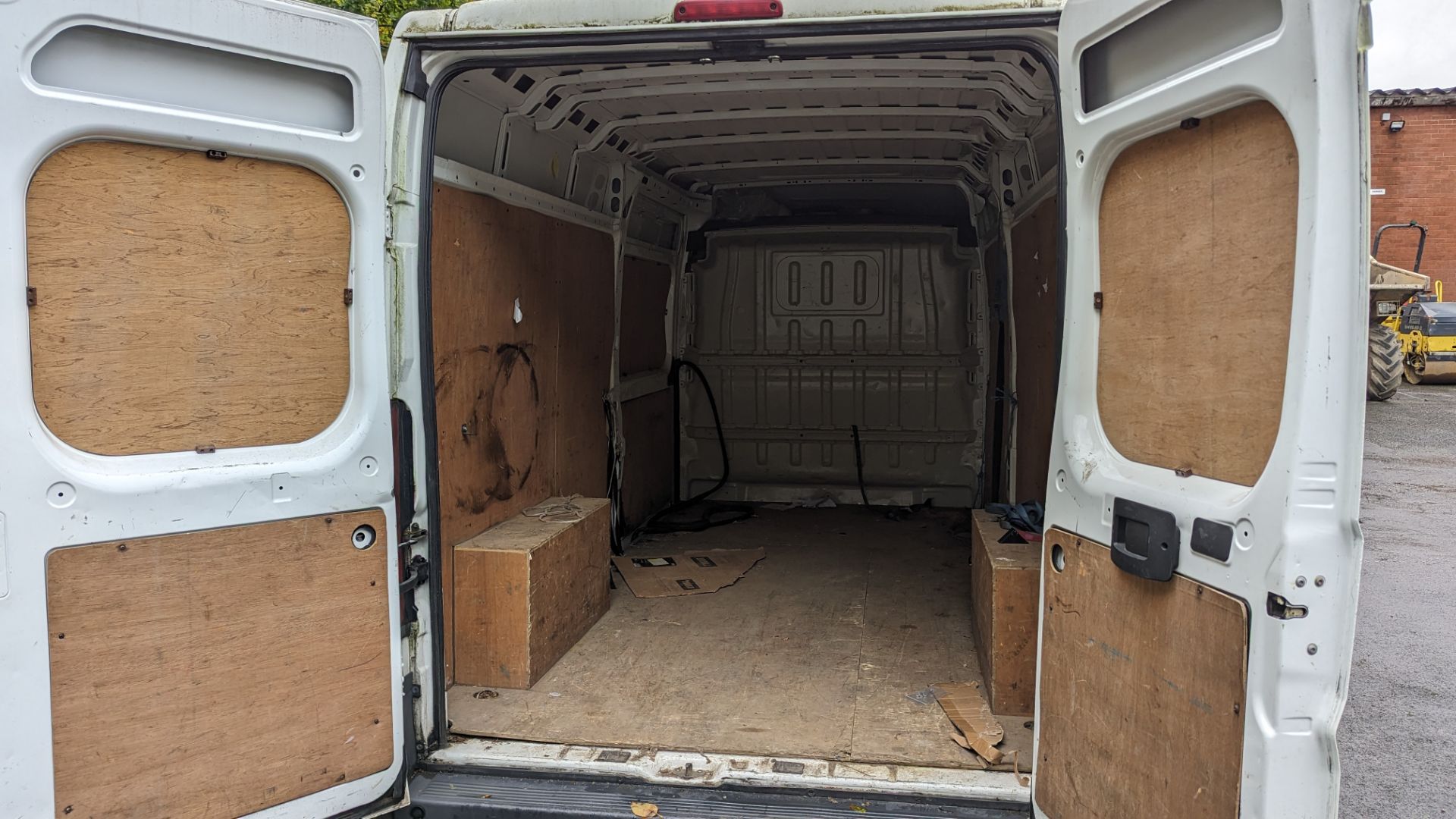 2012 Citroen Relay 35 L3H2 Enterprise panel van - Image 10 of 18