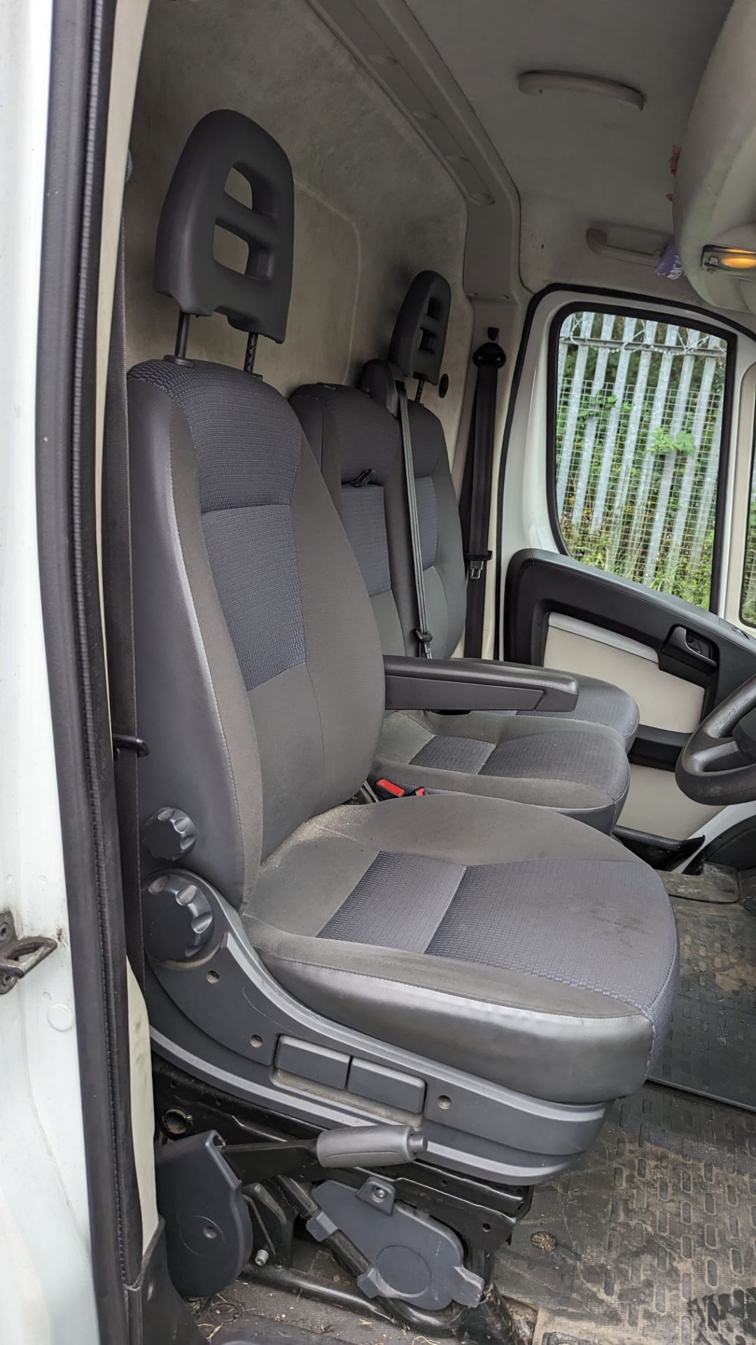 2012 Citroen Relay 35 L3H2 Enterprise panel van - Image 17 of 18