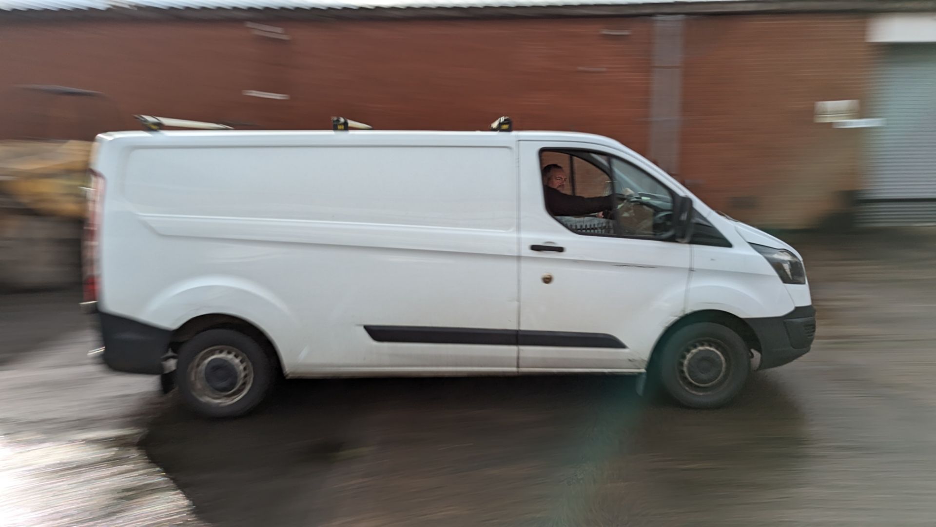 2013 Ford Transit Custom 290 ECO-TECH panel van - Image 21 of 21