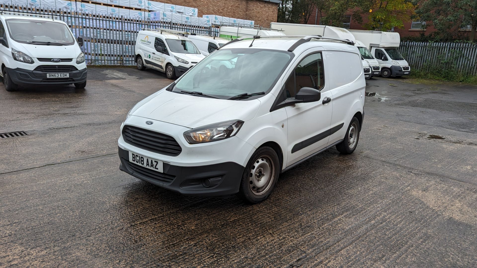 2018 Ford Transit Courier Base TDCI panel van - Image 3 of 17