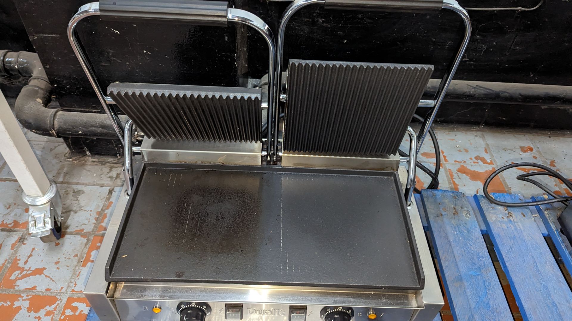 Dualit RCG2 double panini contact grill, including manual - Image 4 of 8