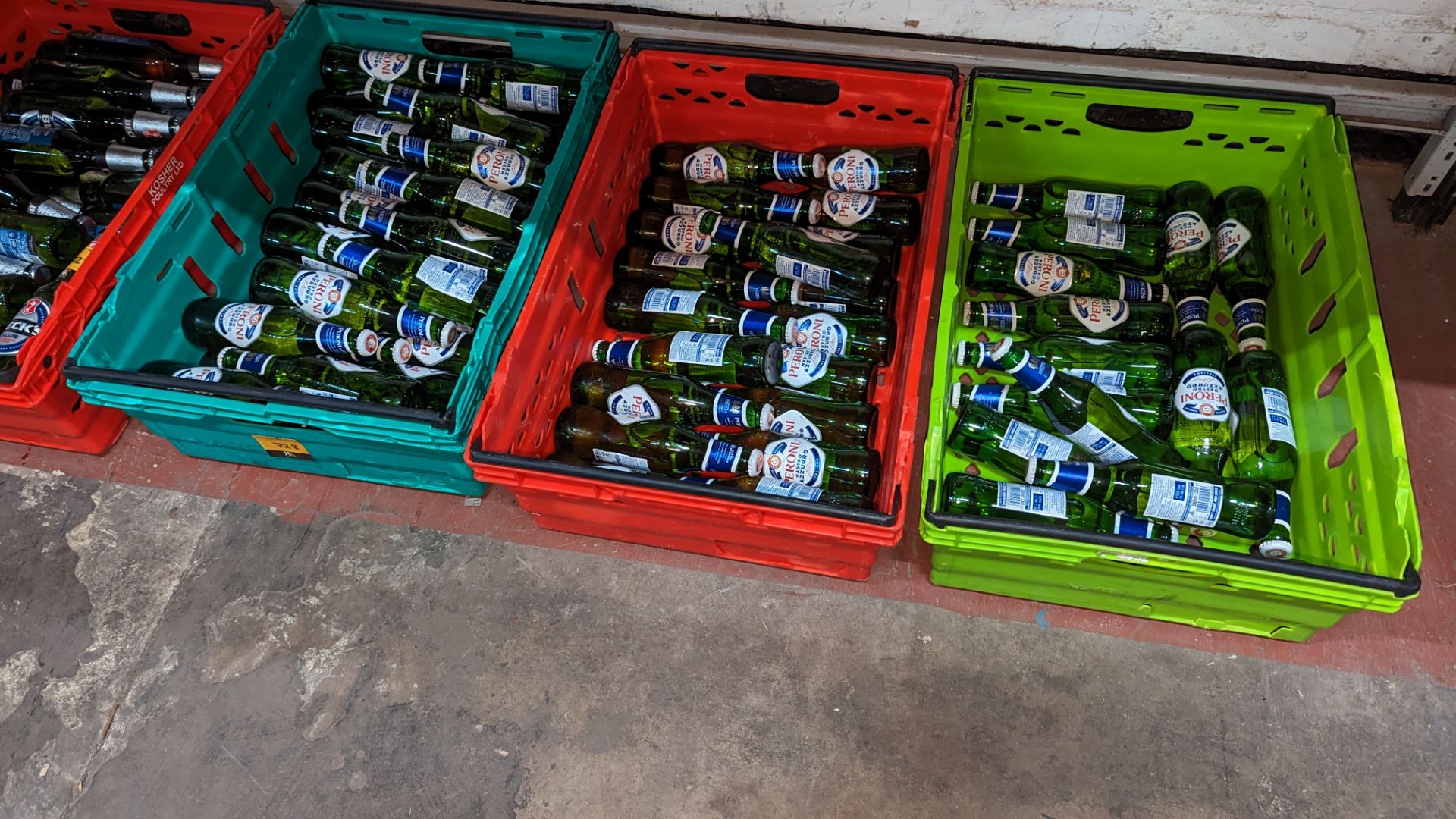 68 bottles of Peroni Nastro Azzurro beer (in 3 crates) sold under AWRS number XQAW00000101017 - Image 2 of 6
