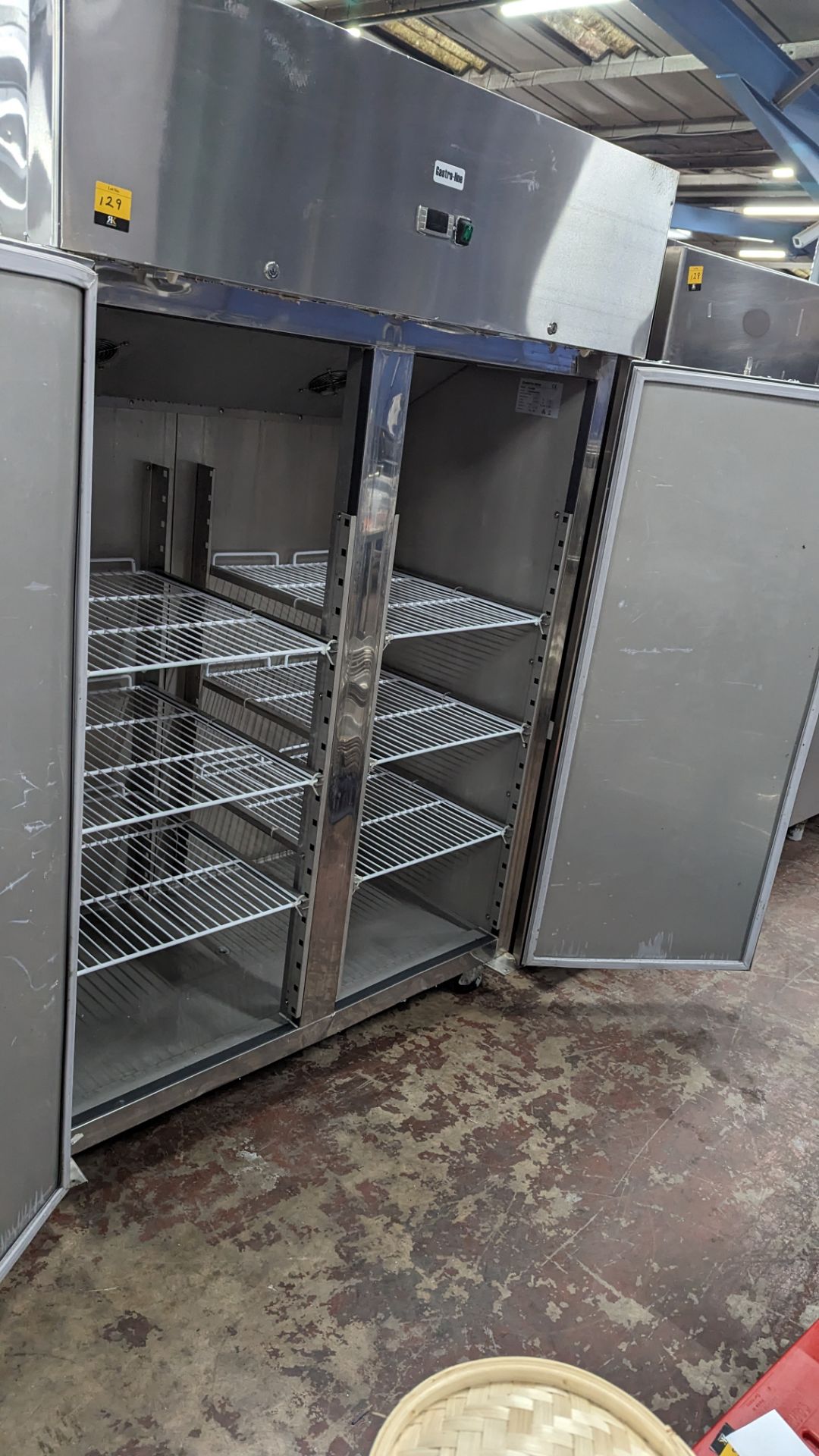 Gastro-Line large mobile stainless steel twin door fridge model FZU006 - Image 6 of 8