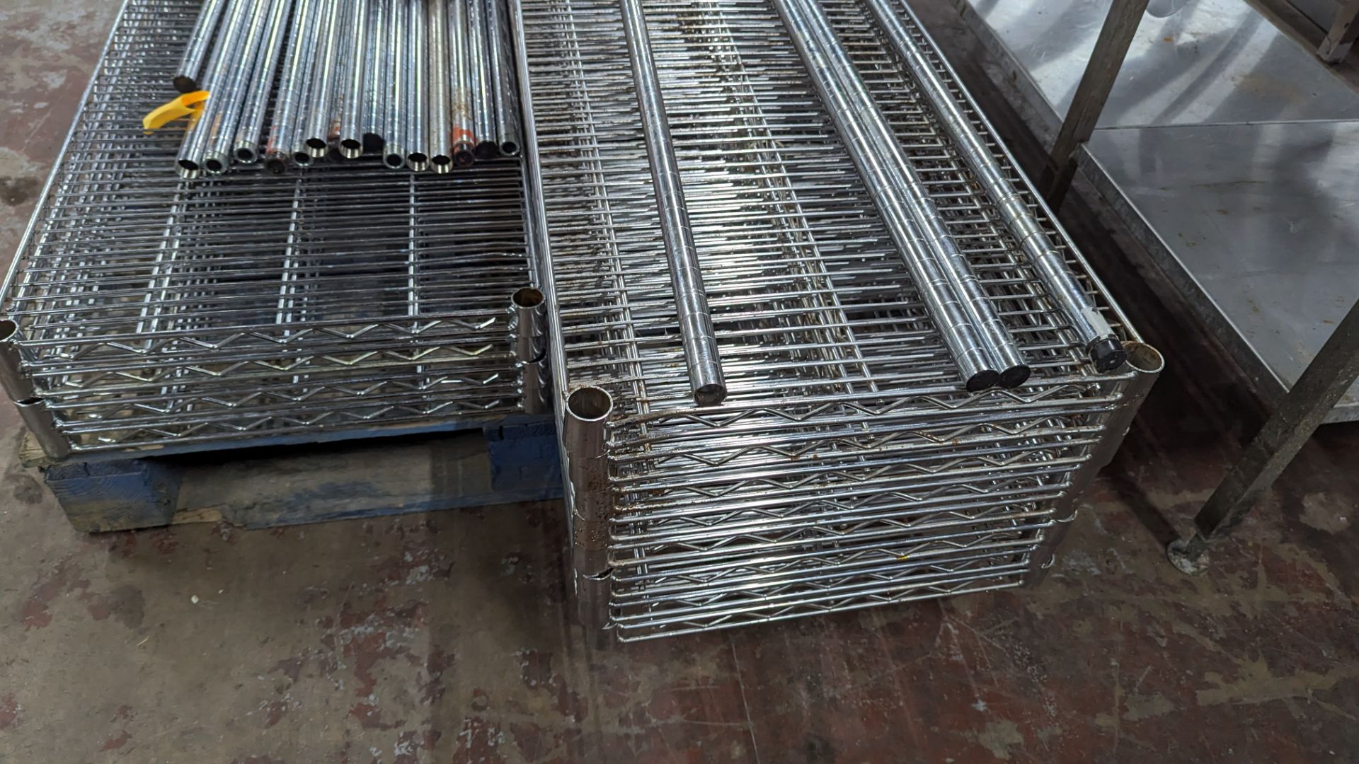 The contents of a pallet of chrome racking comprising 8 shelves each measuring 1825mm x 460mm, 4 she - Image 6 of 10