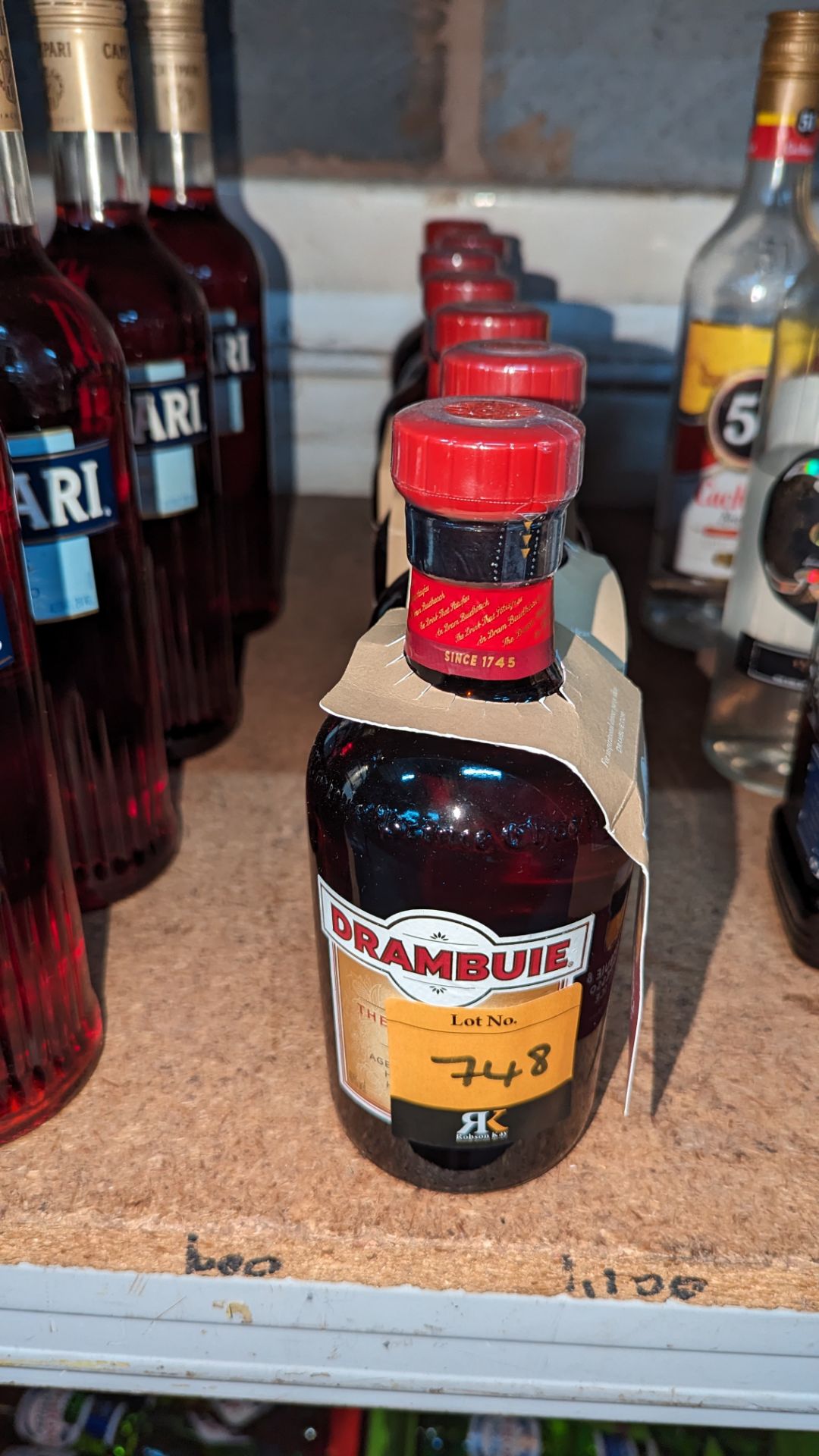 7 off 50cl bottles of Drambuie sold under AWRS number XQAW00000101017