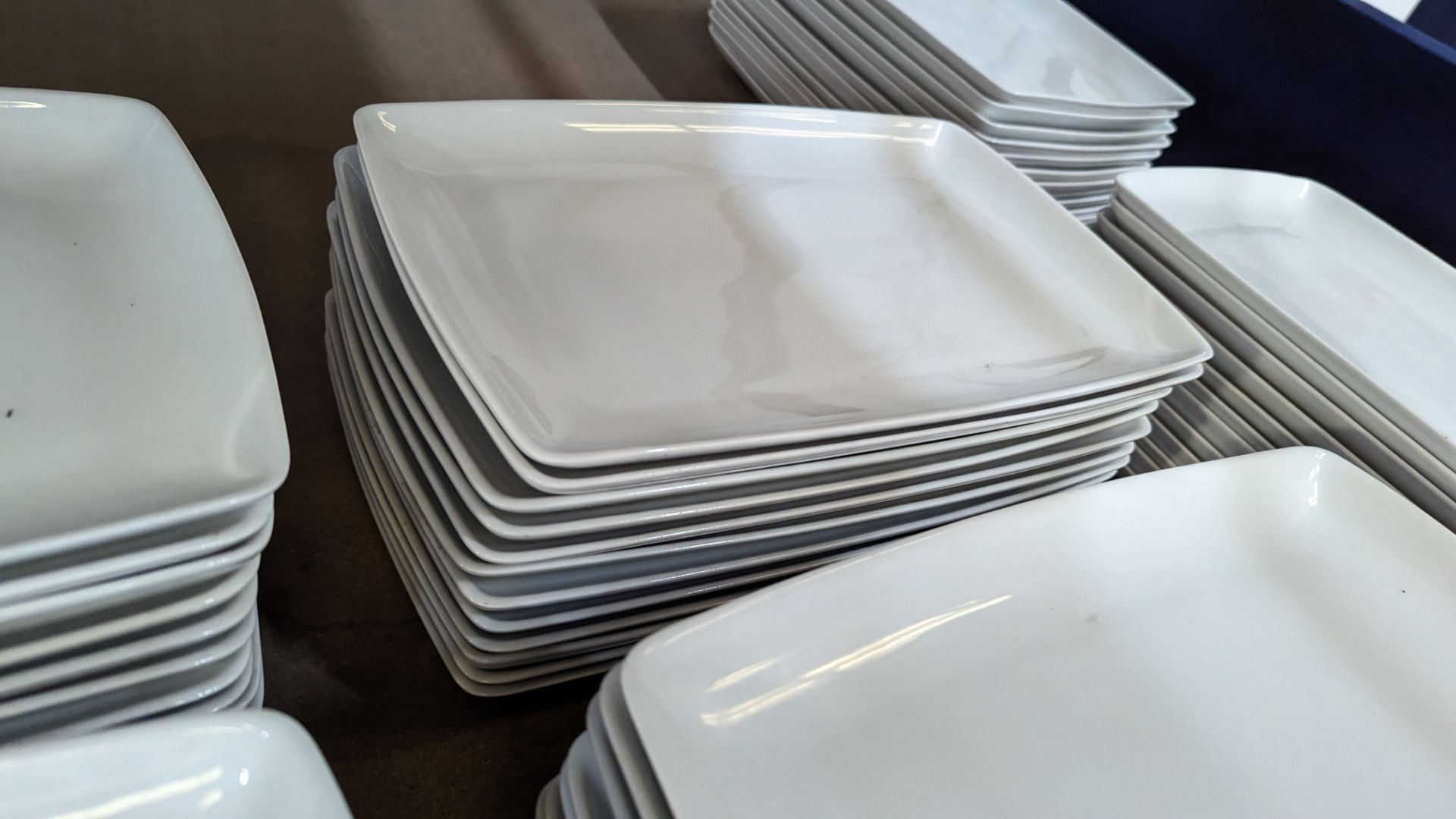 36 off white rectangular plates/small platters each measuring approximately 325mm x 210mm - 3 stacks - Image 5 of 6