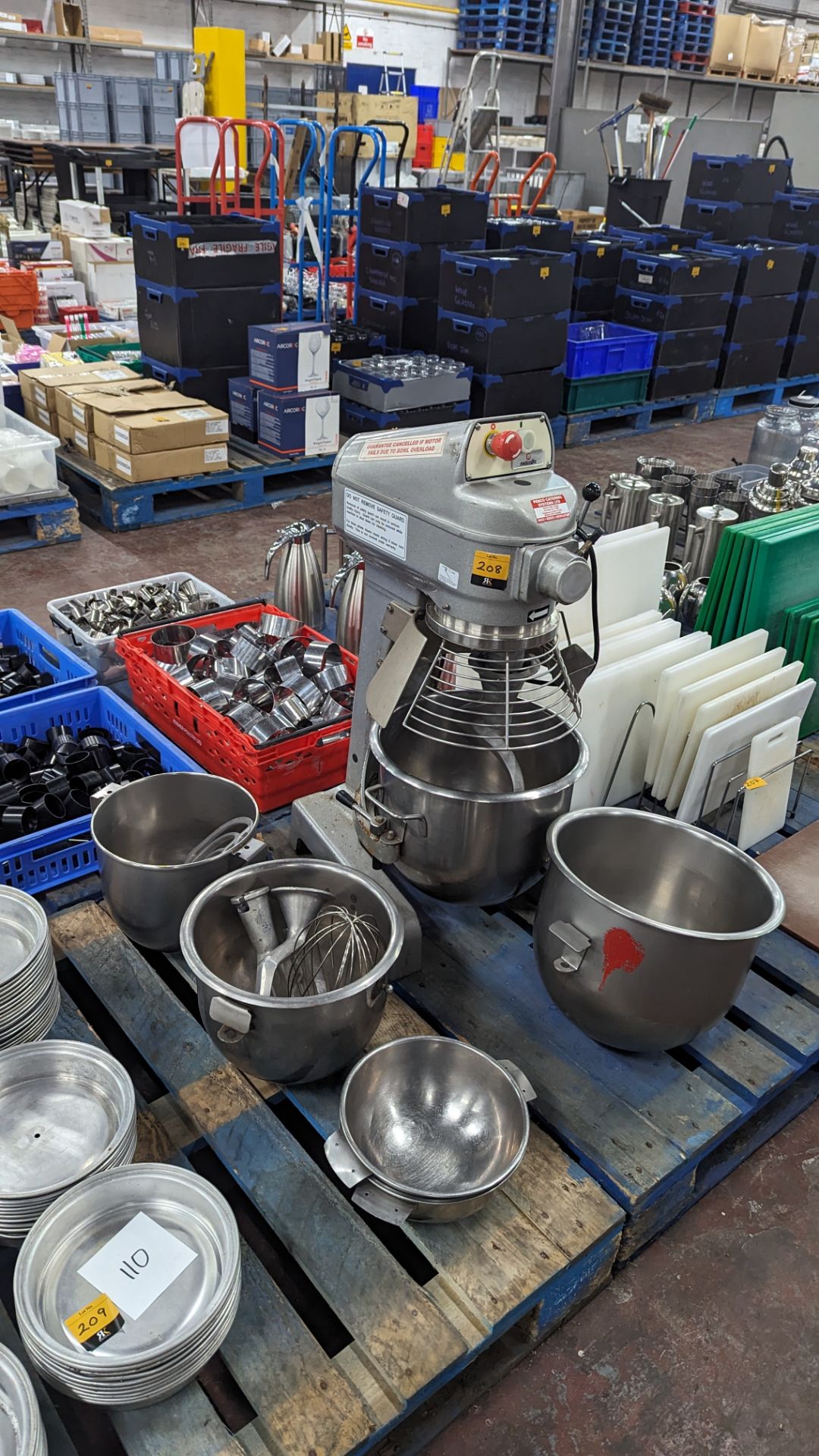 Metcalfe heavy duty commercial food mixer including quantity of bowls, blades, paddles & similar - Image 11 of 11