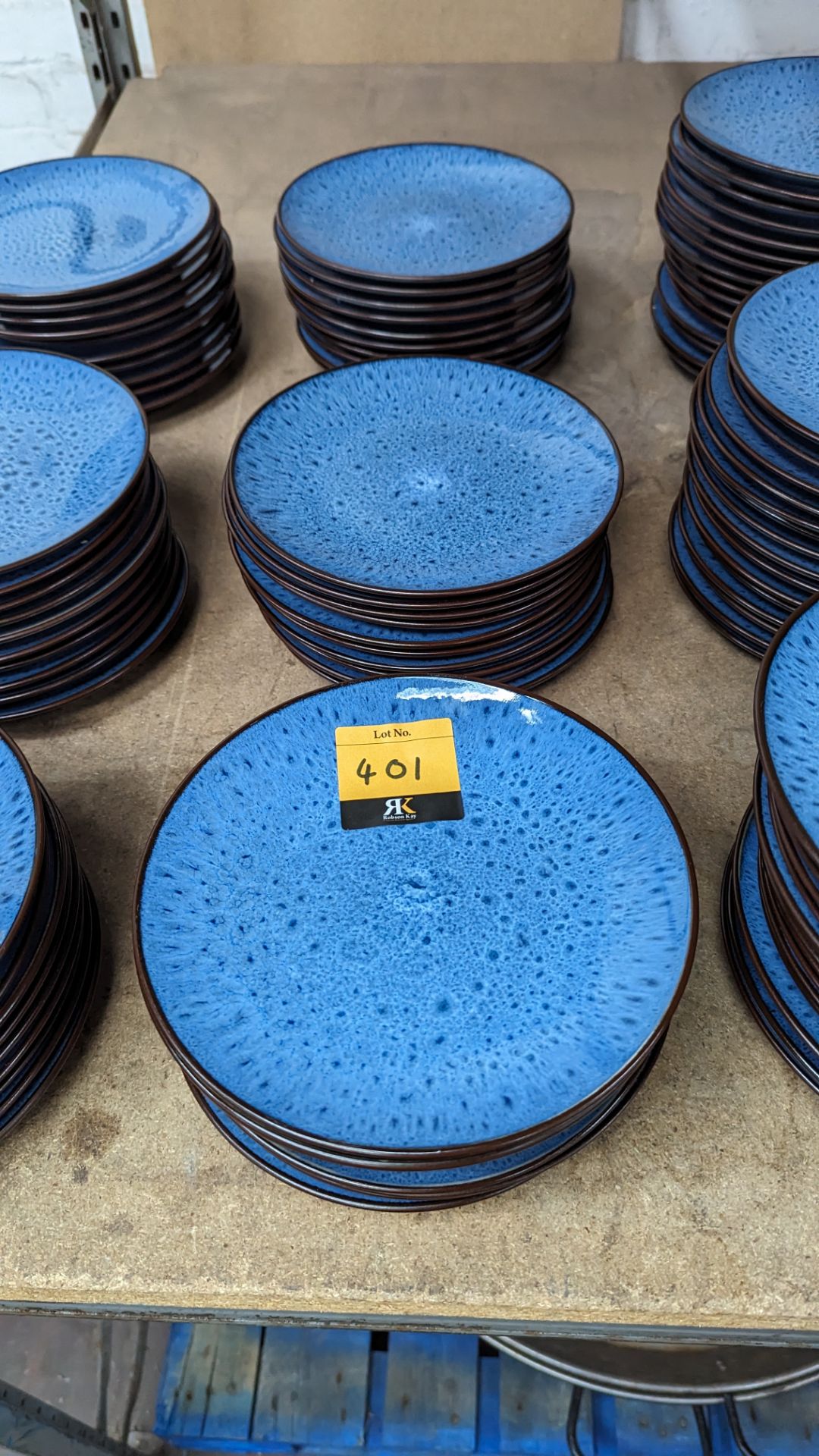 30 off Cenote by Origins blue patterned plates, 200mm diameter - Image 2 of 6