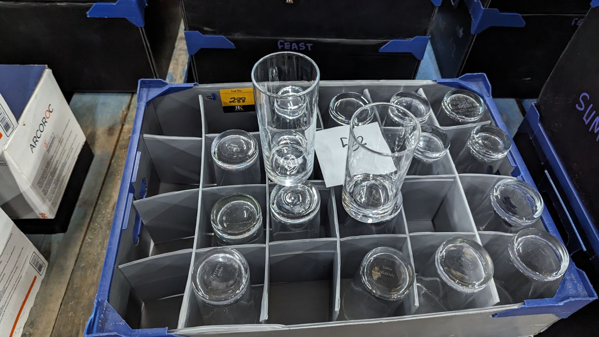 52 off glass tumblers in several different styles, in 2 trays, trays included - Image 3 of 4