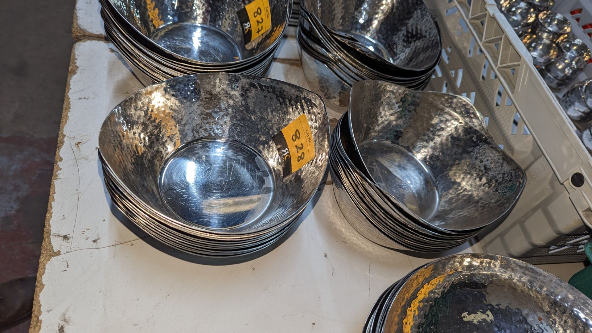 23 off 200mm x 185mm diameter hammered finish metal bowls - Image 3 of 3