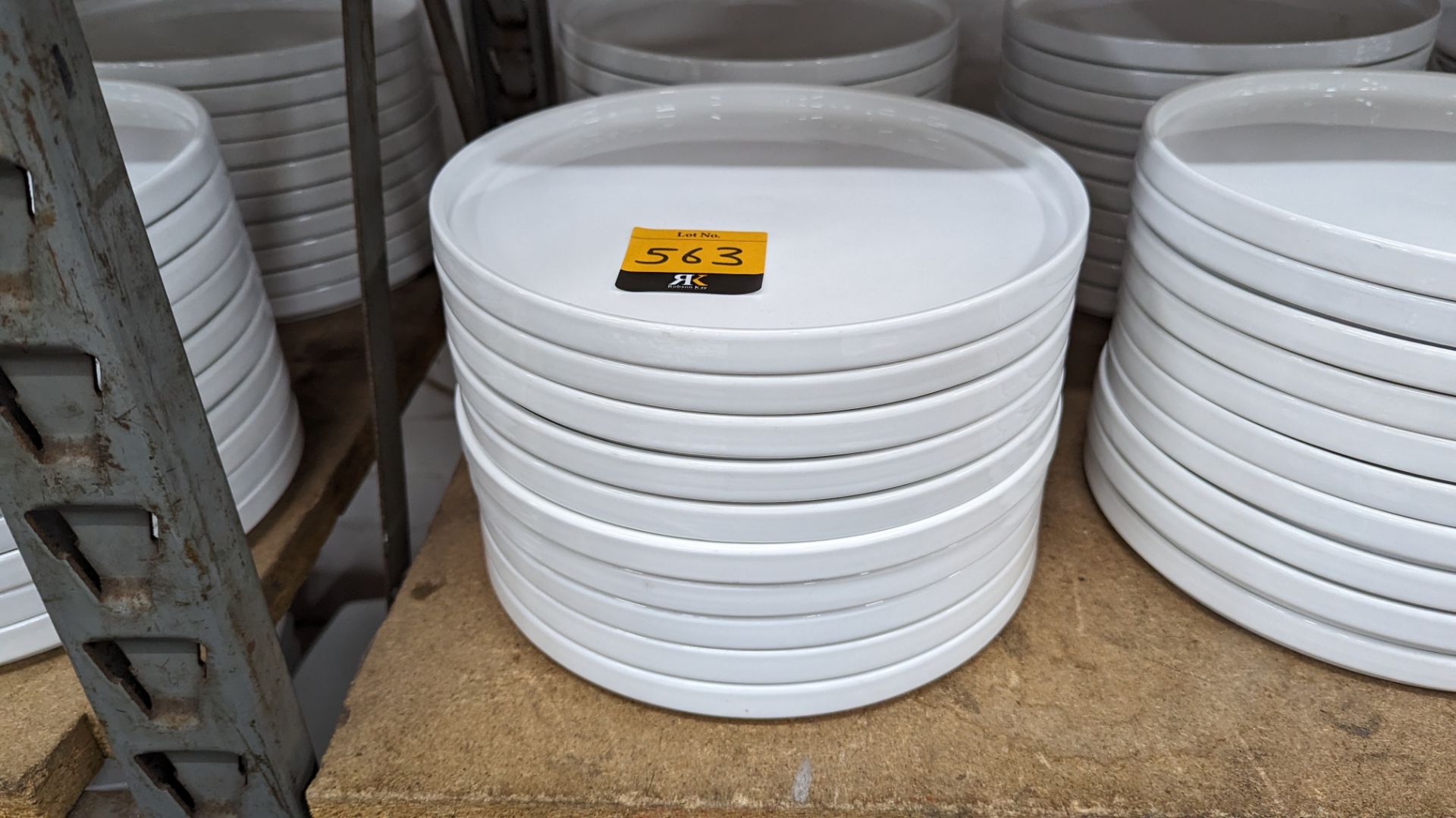 40 off Genware 245mm round flat plates with upright rim to the outer edge - Image 3 of 7