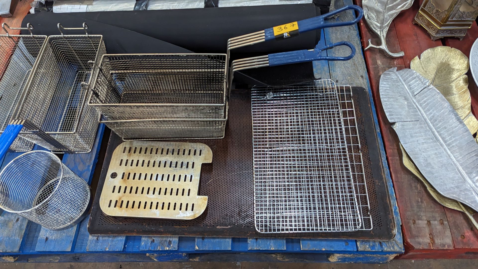 The contents of miscellaneous items including fryer baskets, trays, heat resistant matting & more - Image 3 of 8