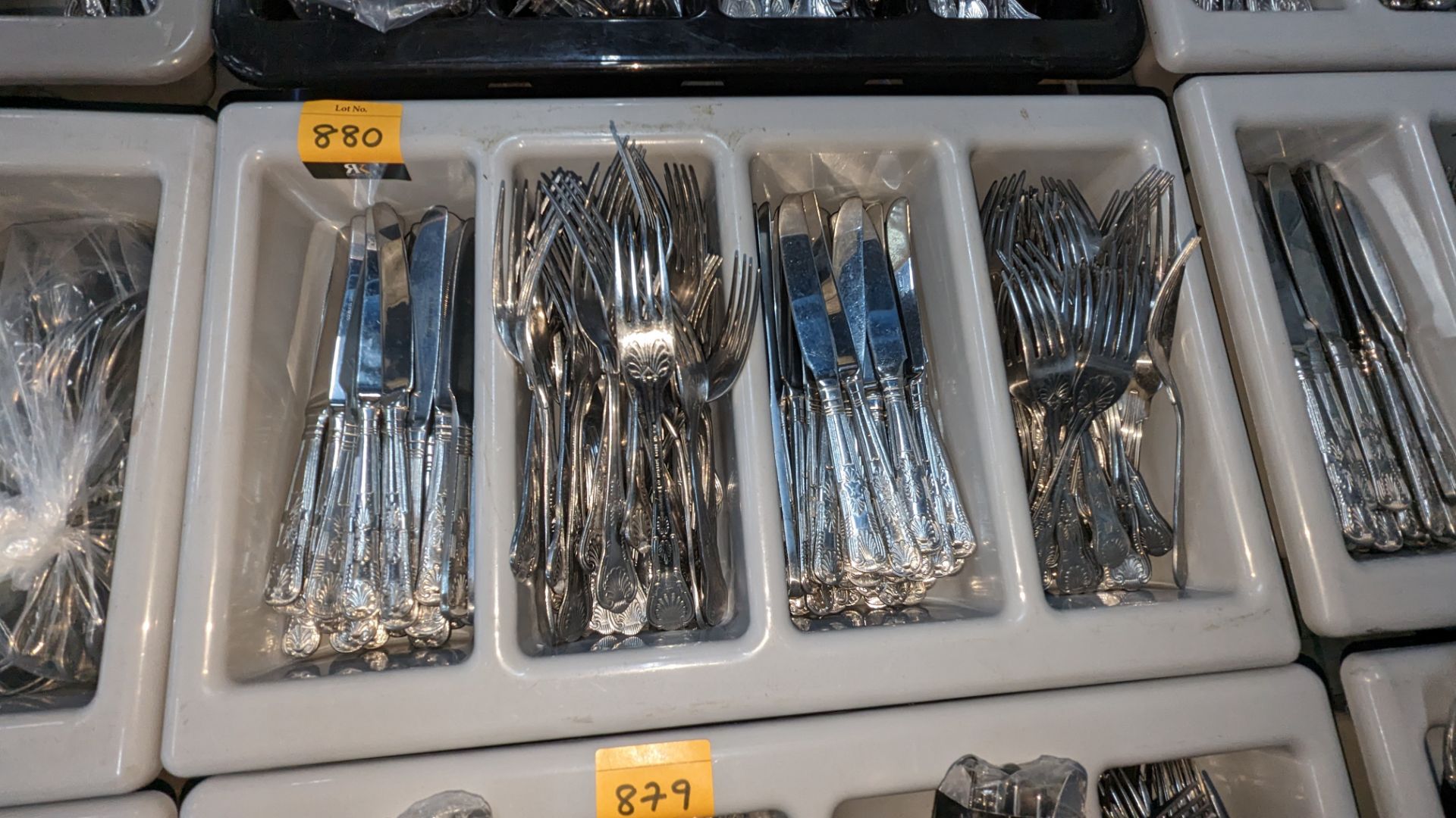 Quantity of cutlery plus the multi-compartment tray in which the lot is displayed. This particular - Image 3 of 3