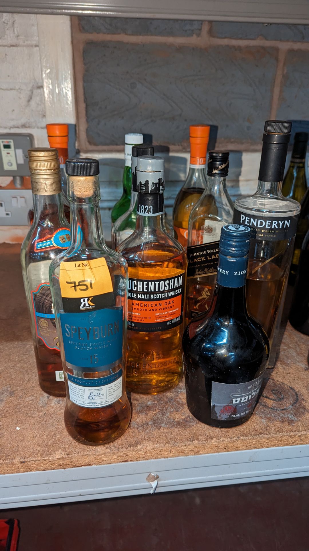 11 assorted opened bottles of whisky sold under AWRS number XQAW00000101017 - Image 2 of 5